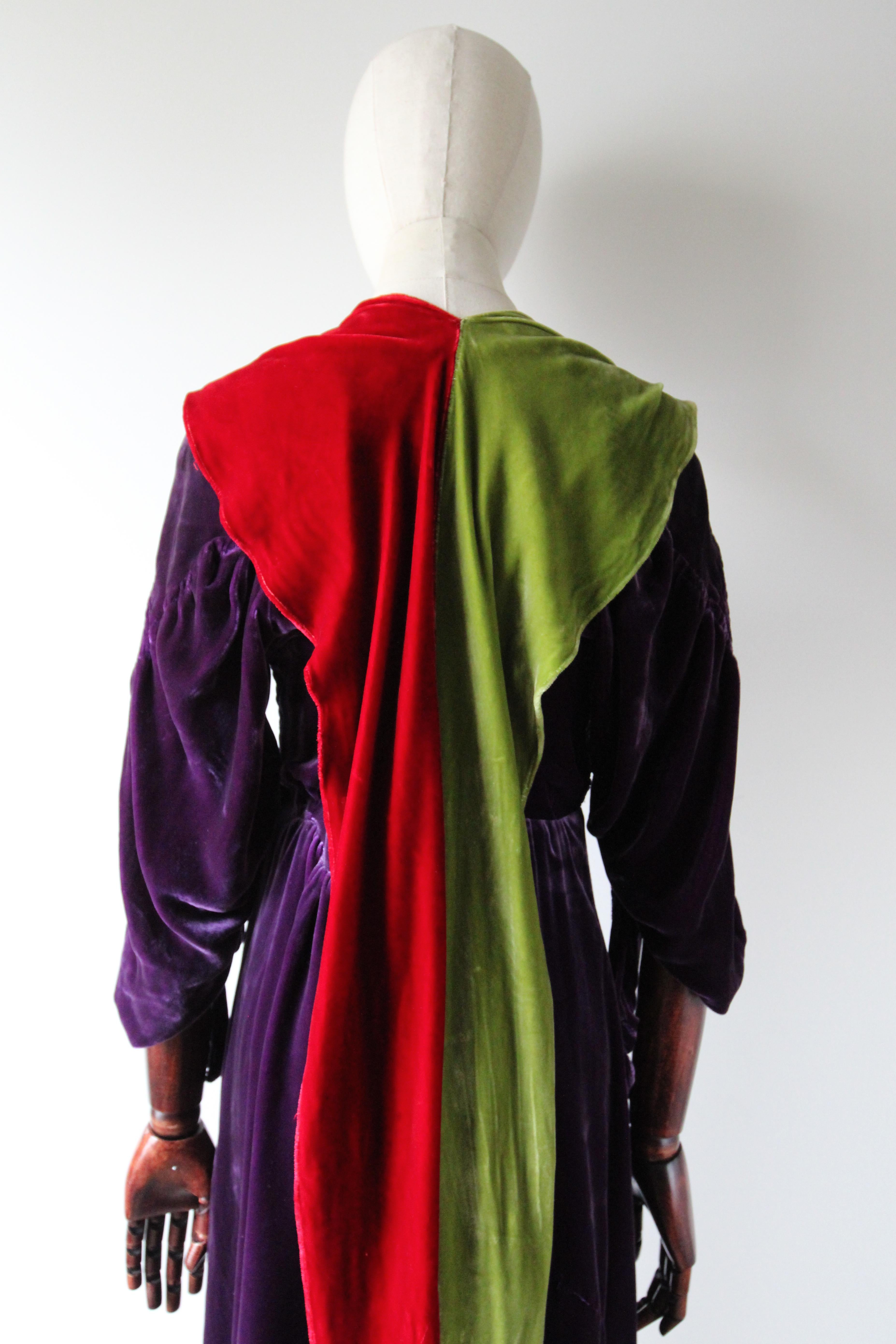 Vestido de cóctel vintage de 1930 de terciopelo de seda morado con corte al bies Vestido de 1930 UK 10-14 en venta 8