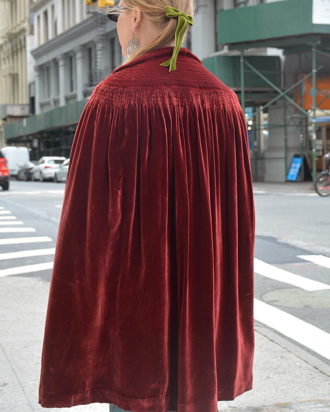 Vintage 1930s Red Velvet Cape For Sale 1