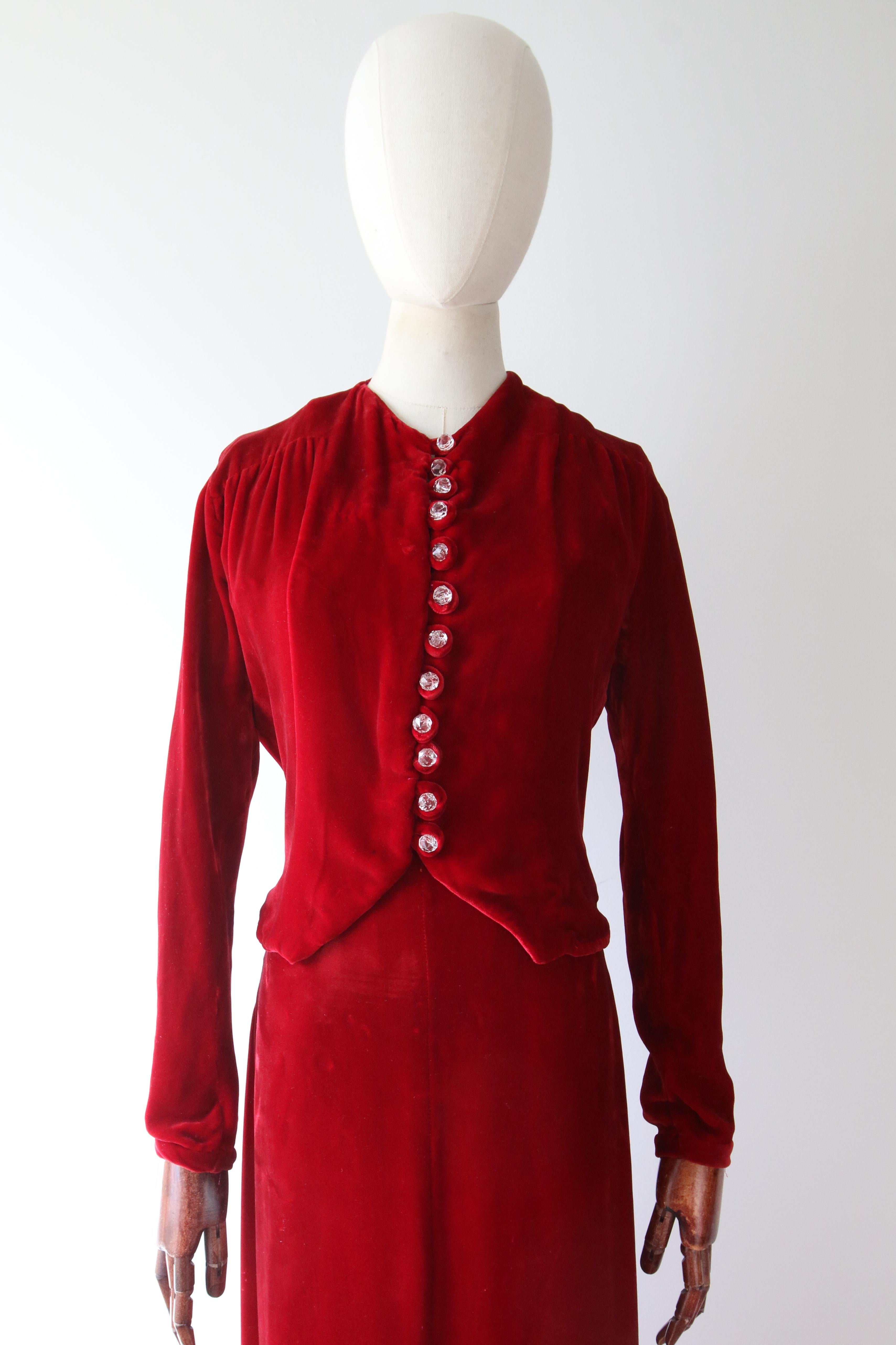 Vintage 1930's red velvet dress and jacket 1930's bias cut UK 6- 8 US 2-4 For Sale 6