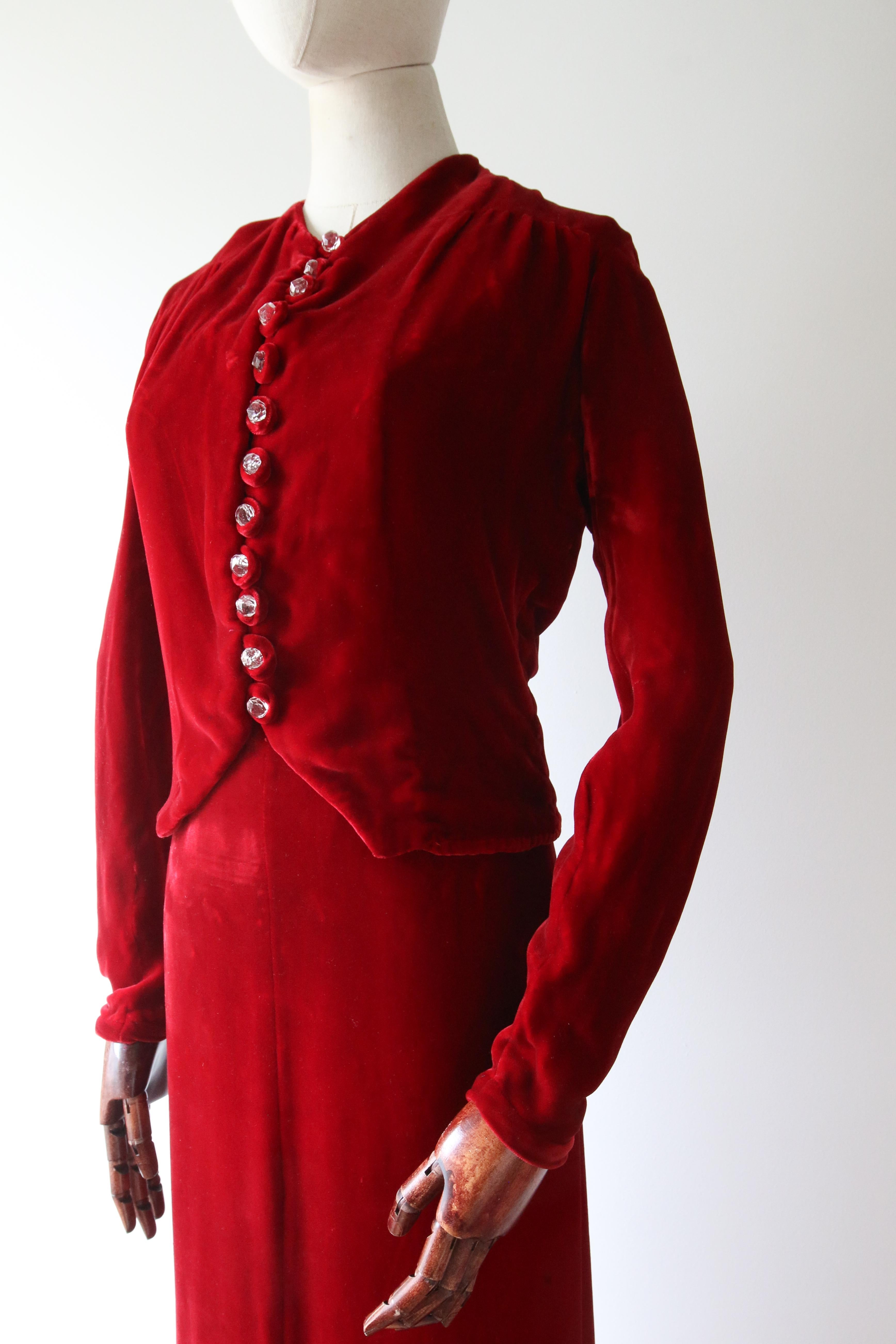 Vintage 1930's red velvet dress and jacket 1930's bias cut UK 6- 8 US 2-4 For Sale 9