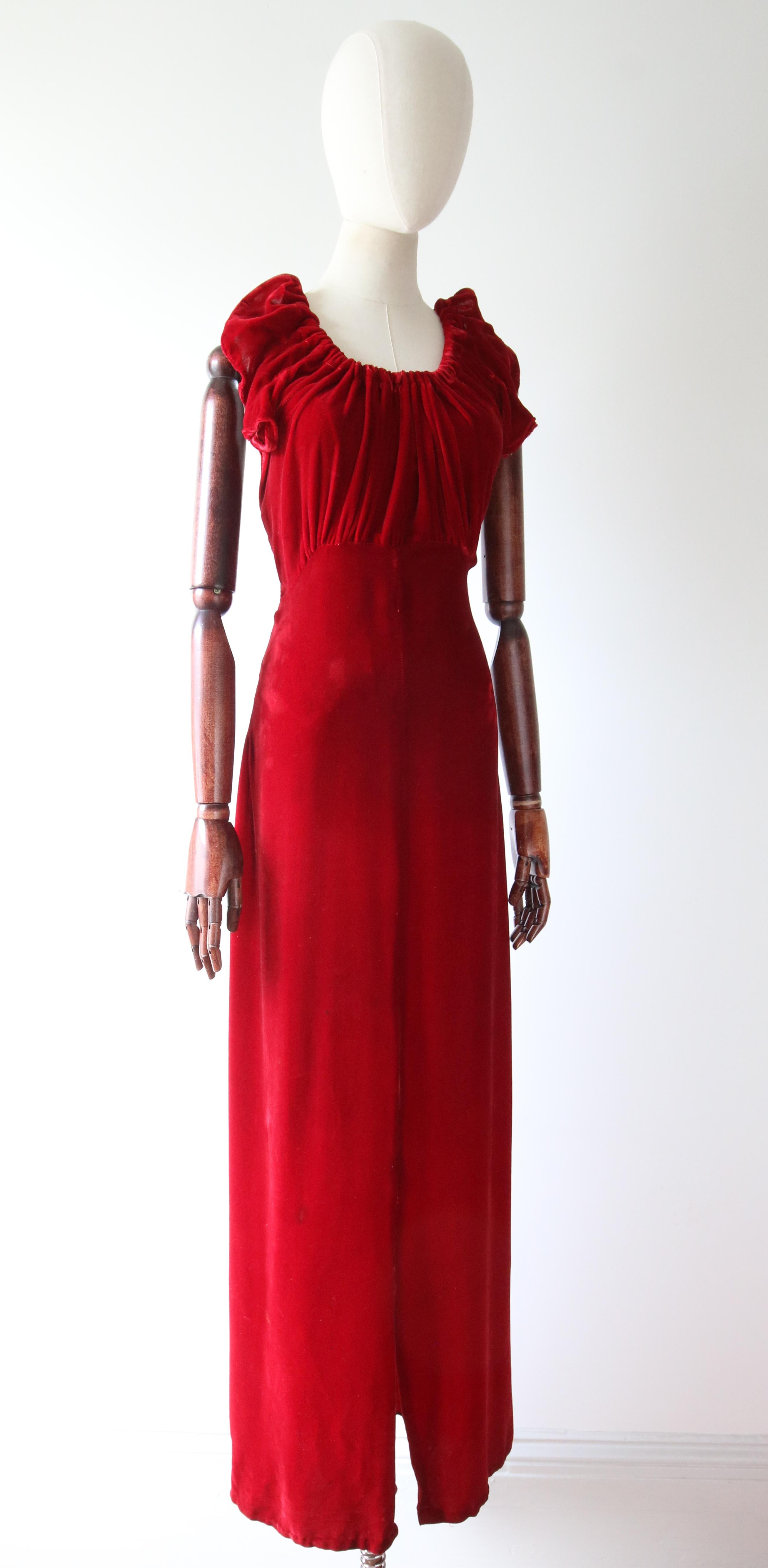 Red Vintage 1930's red velvet dress and jacket 1930's bias cut UK 6- 8 US 2-4 For Sale