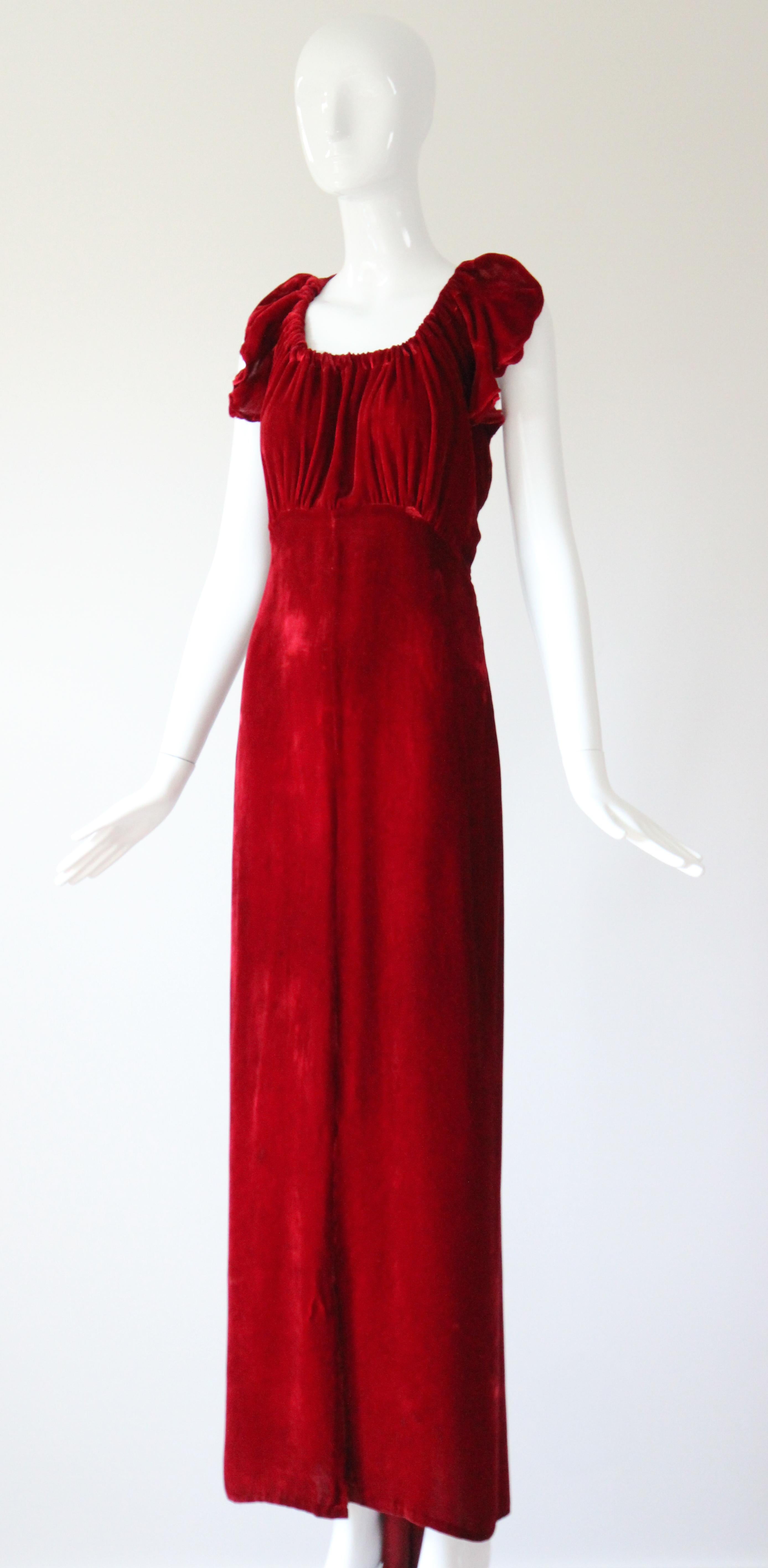 Vintage 1930's rotes Samtkleid und Jacke 1930's Schrägschnitt UK 6- 8 US 2-4 im Angebot 2