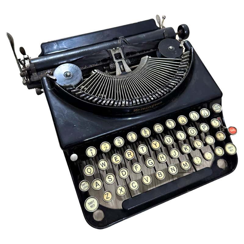 Antique Royal Standard Typewriter with Ribbon Covers c.1938 For Sale at ...