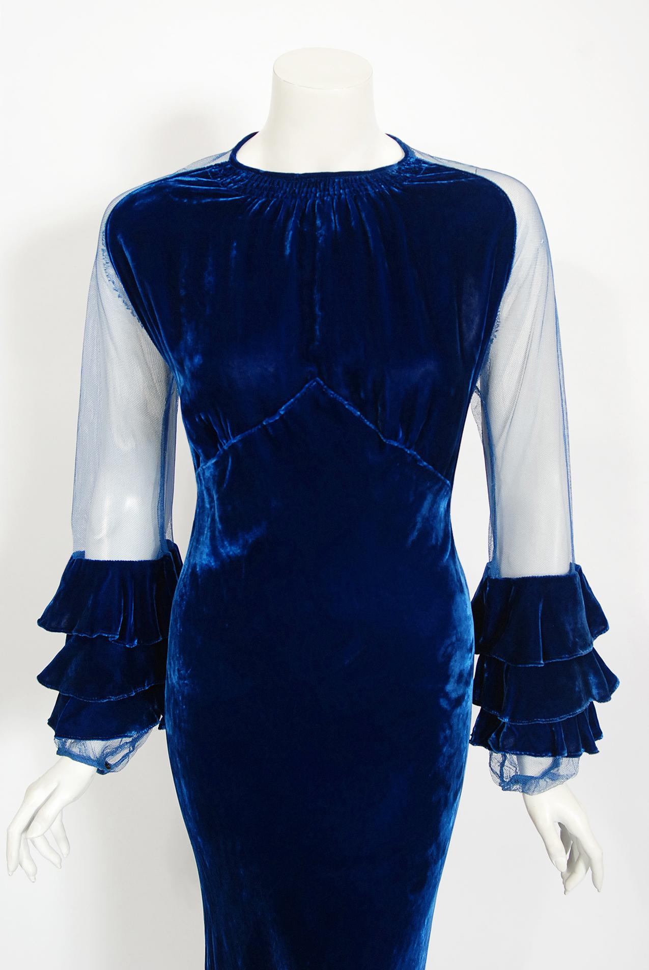 There are lots of lovely 1930's garments still around, but every once in a while I come across one that sets my heart a flutter! This is an extraordinarily beautiful and exceptional museum quality 1930's sapphire blue silk velvet bias-cut gown. Old