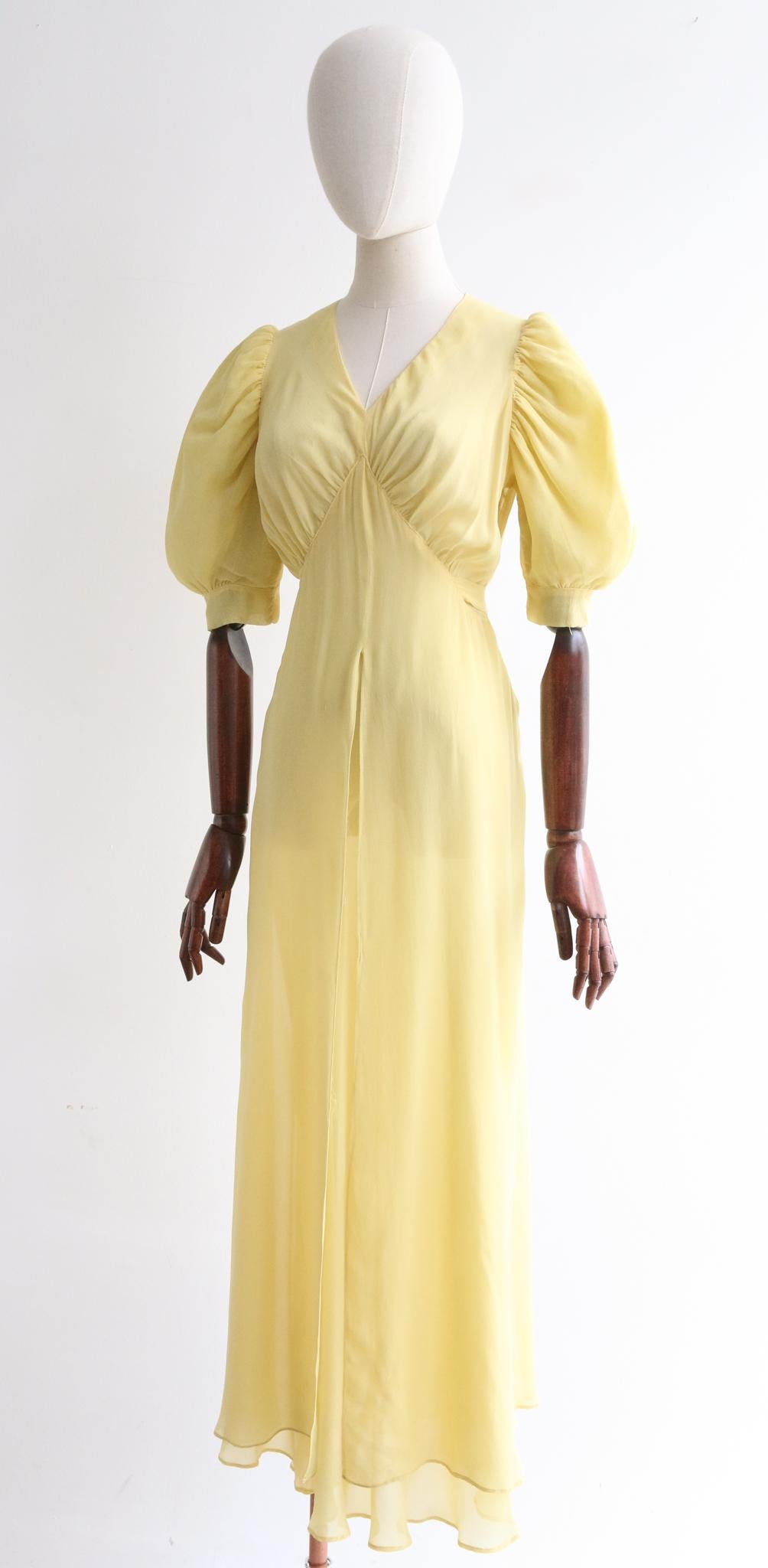 Vintage 1930's Silk Chiffon Dress 1930's yellow silk open back UK 8-10 US 4-6 In Good Condition In Cheltenham, GB