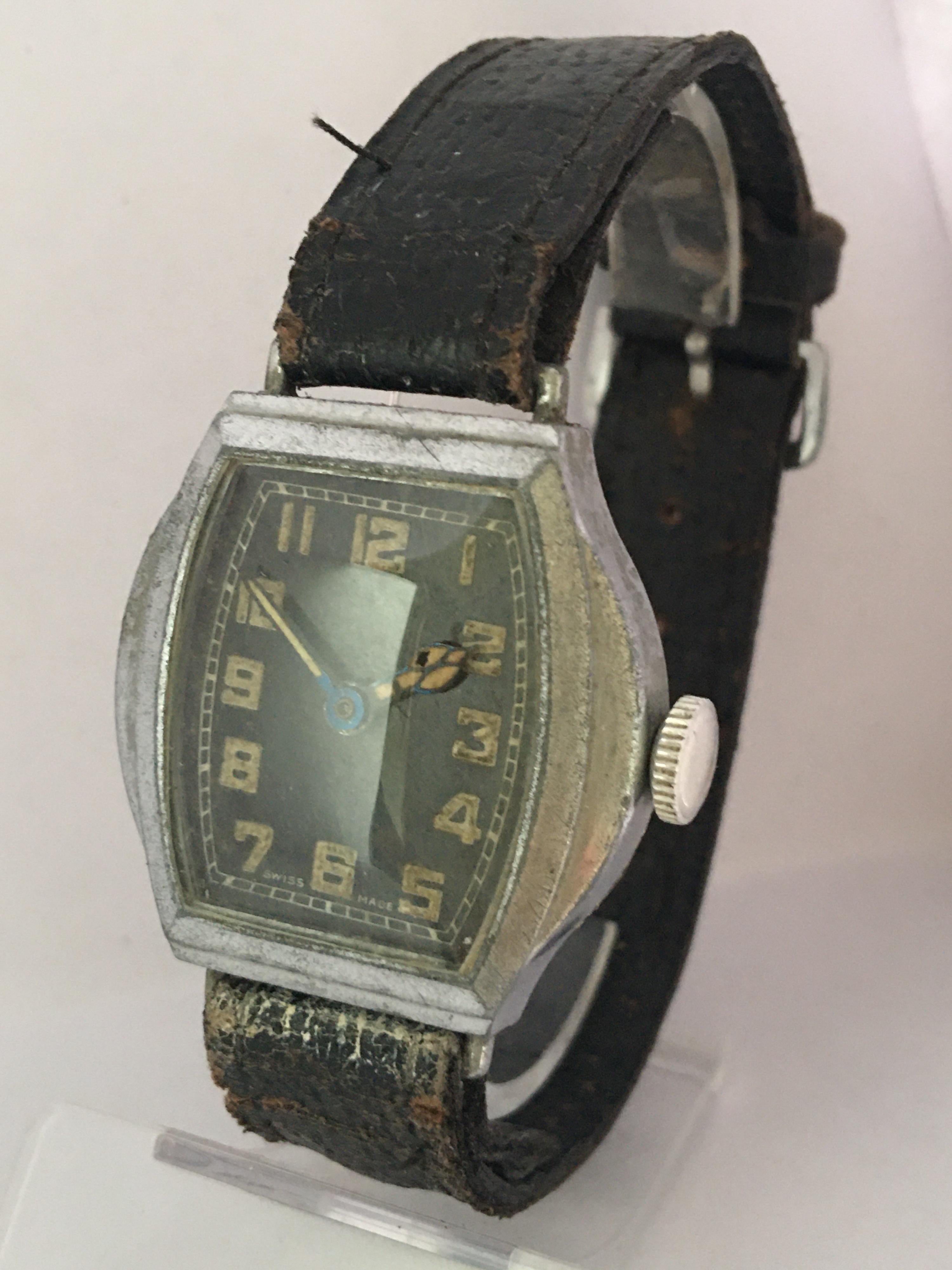 Vintage 1930s Silver Plated Black Dial Swiss Mechanical Watch In Good Condition For Sale In Carlisle, GB