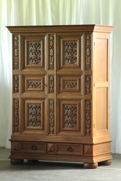 Mobile danese in stile Art Nouveau in rovere massiccio degli anni '30, opera di un ebanista