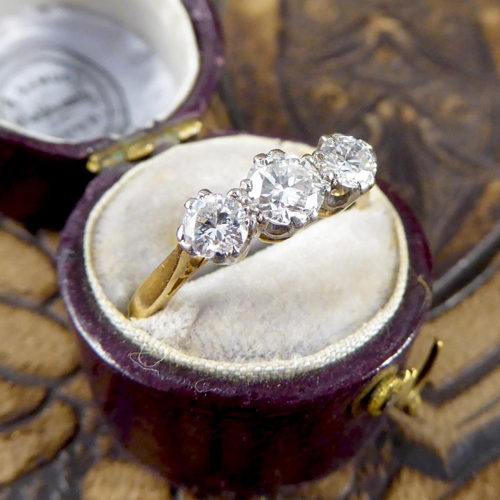 Women's Vintage 1930s Three-Stone Diamond Ring in 18 Carat Yellow Gold and Platinum