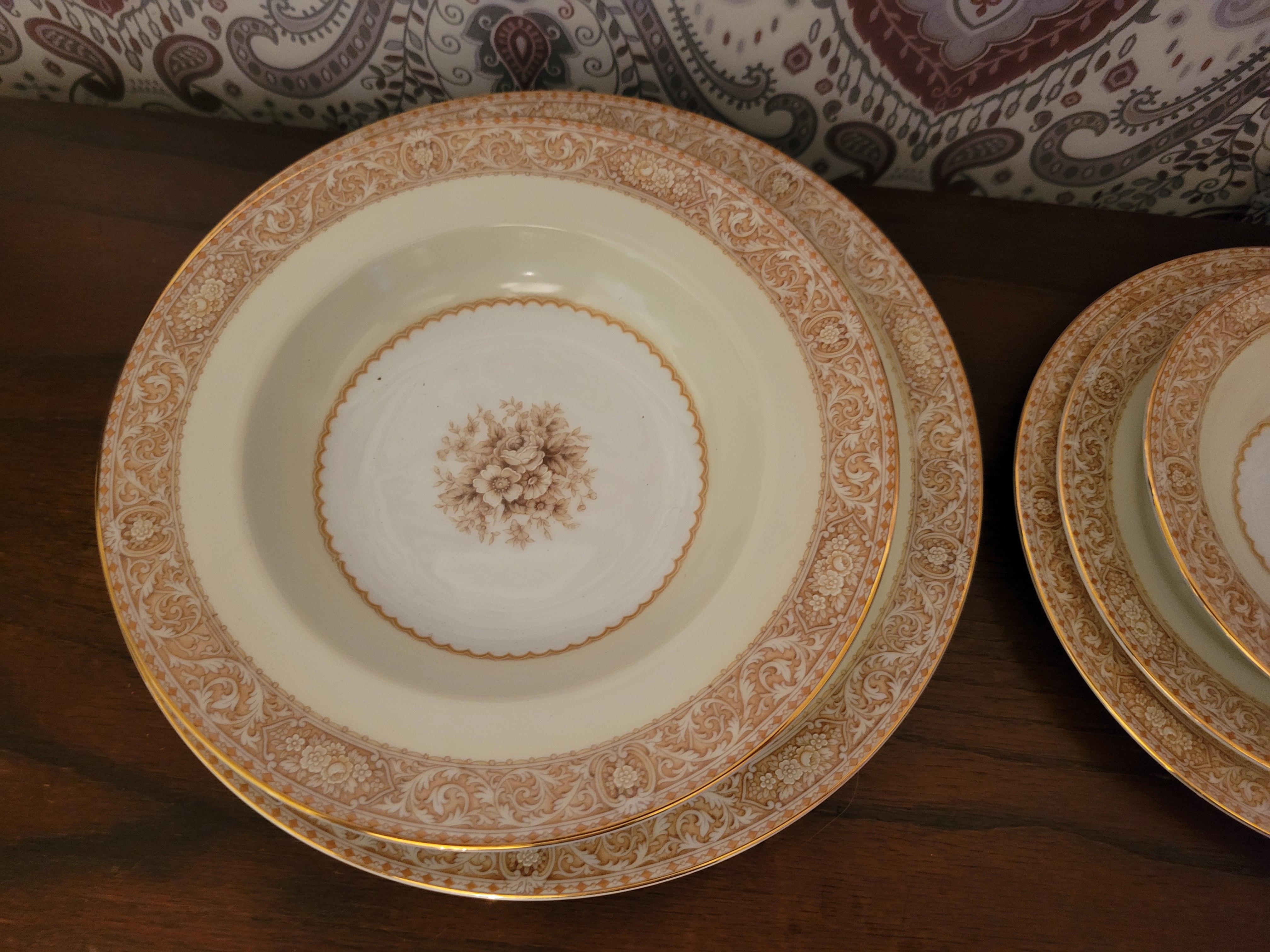 Vintage, 1933, Noritake 'Adelpha' Bone China Set - 91 Pieces, 12 Place Settings For Sale 12