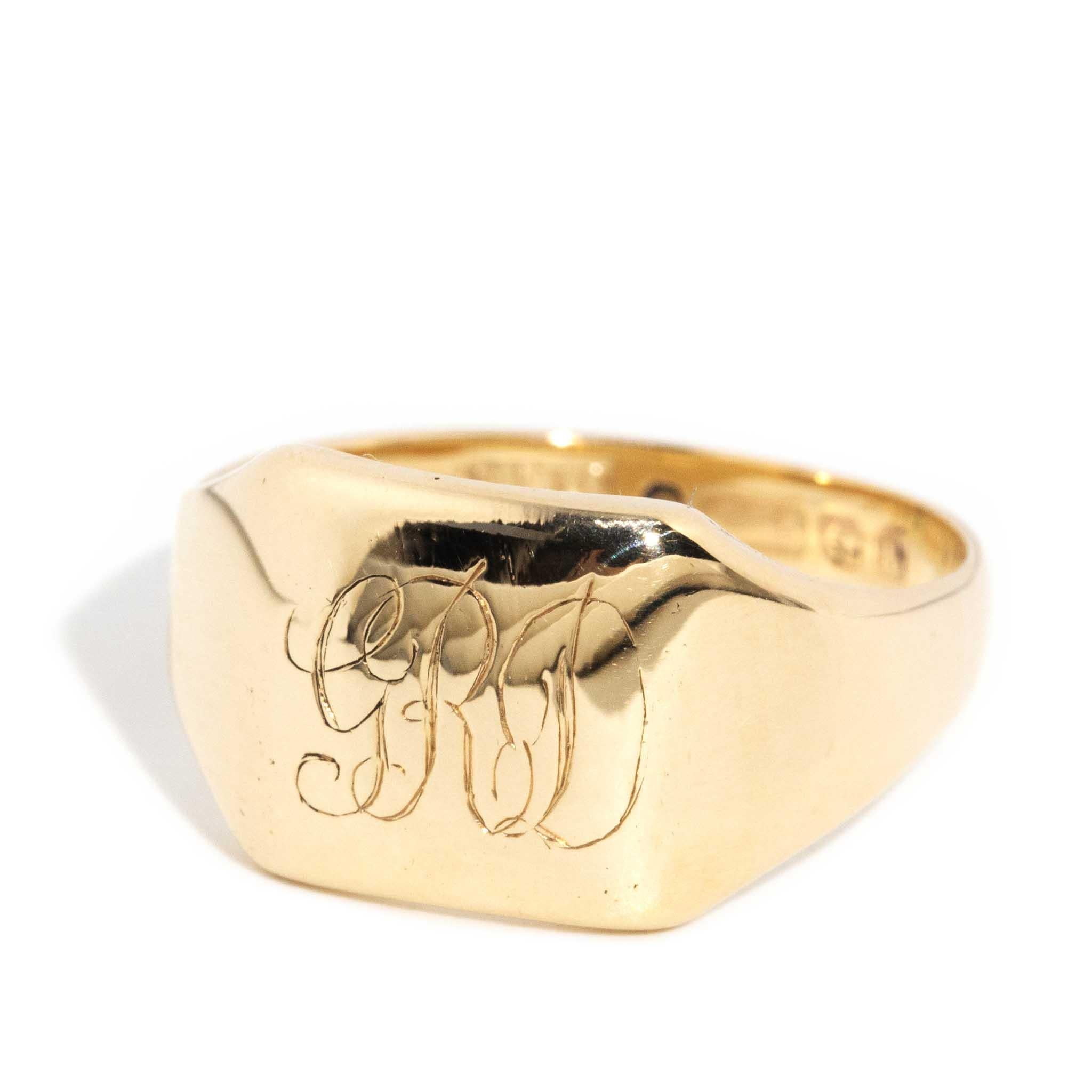 Vintage 1935 Hallmarked & Initialed Unisex Signet Ring 9 Carat Yellow Gold For Sale 3
