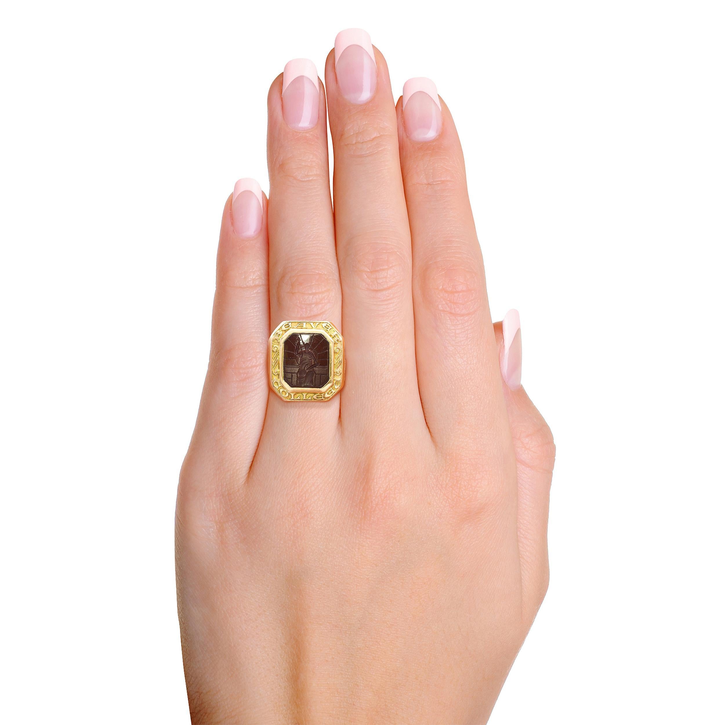 Anello Jostens del 1936 in oro 10k con incisione del Beaver College In condizioni ottime in vendita a New York, NY