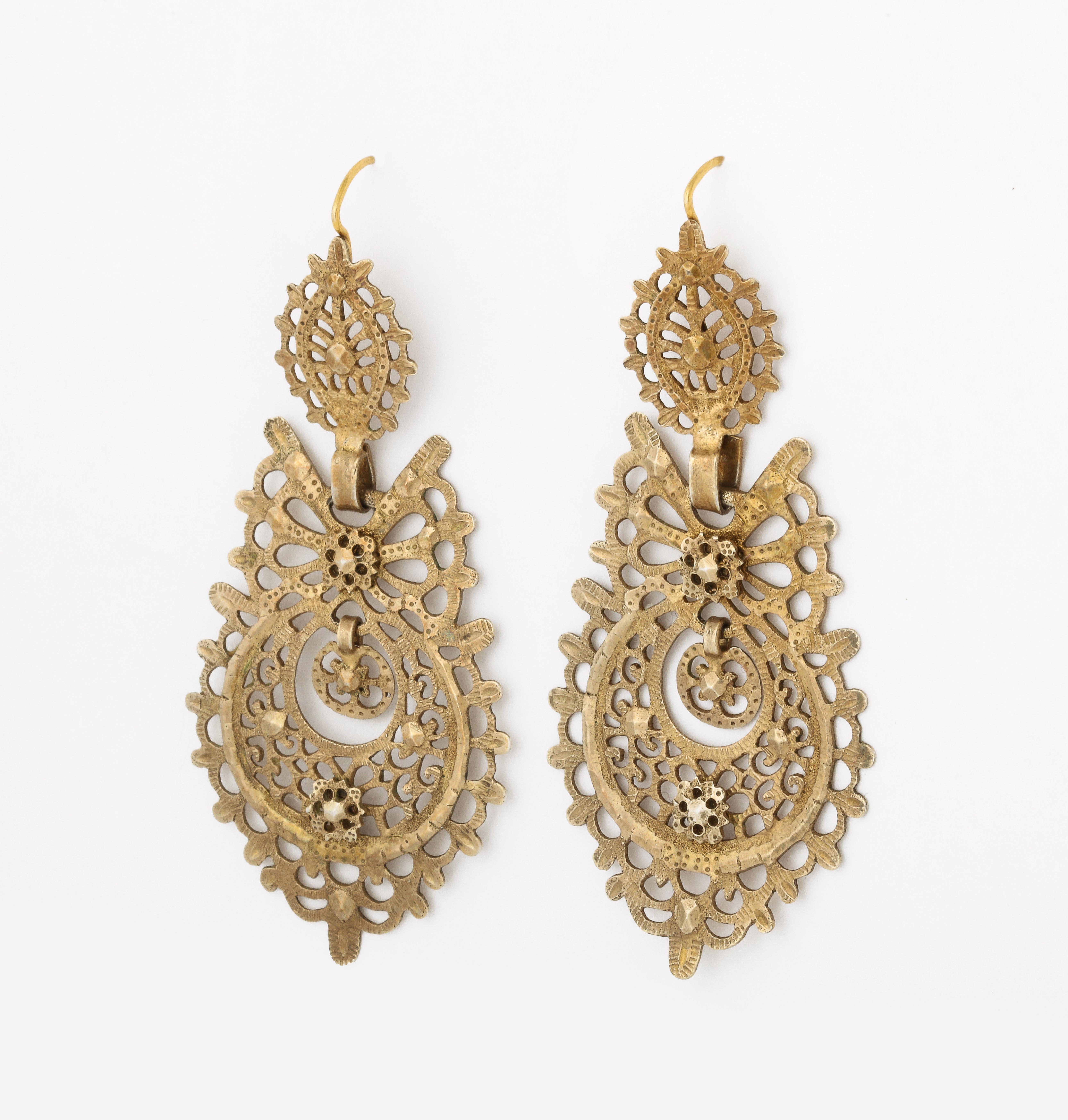 Art Deco Vintage 1938 Gold Spanish Lace Sequile Earrings  For Sale