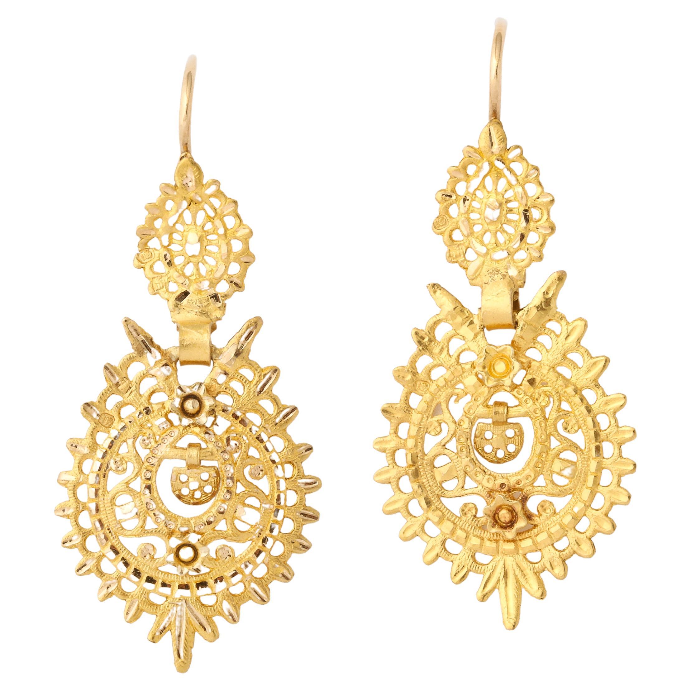 Vintage 1938 Gold Spanish Lace Sequile Earrings  For Sale