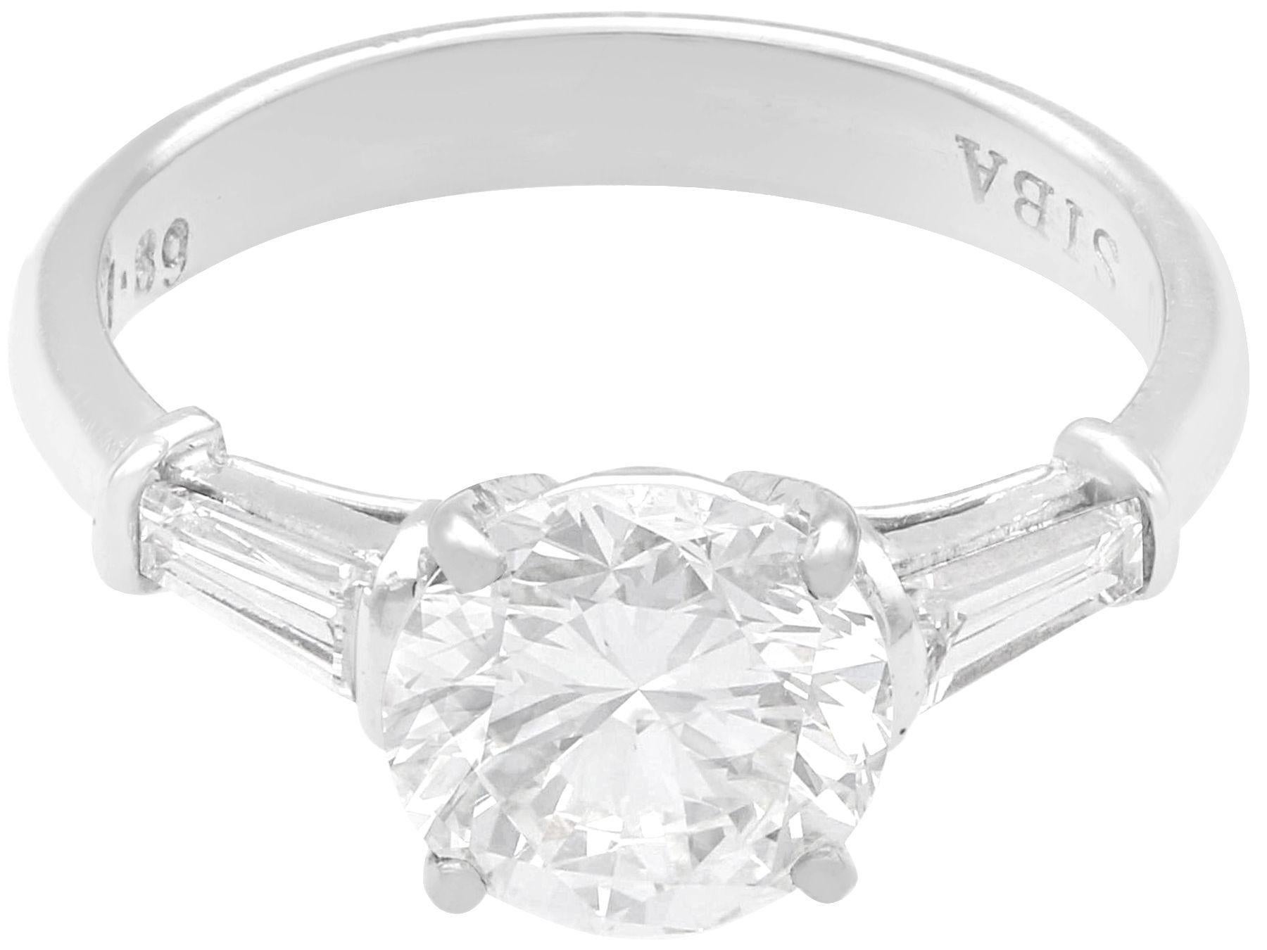 Women's or Men's Vintage and Contemporary 1.94 Carat Diamond and 18K White Gold Solitaire Ring For Sale