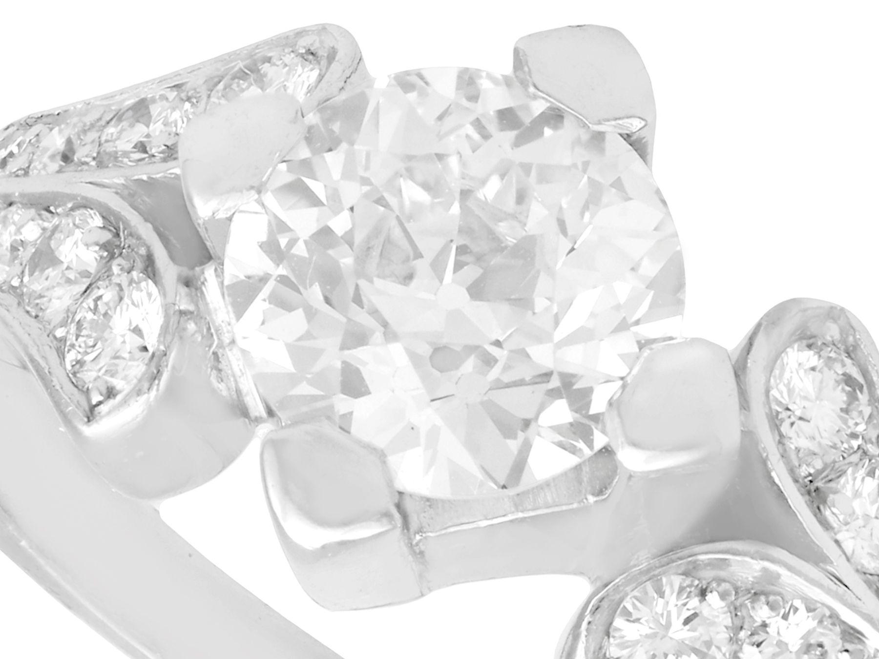 Vintage 1940er Jahre 1,29 Karat Diamant und Platin Solitär-Ring (Rundschliff) im Angebot