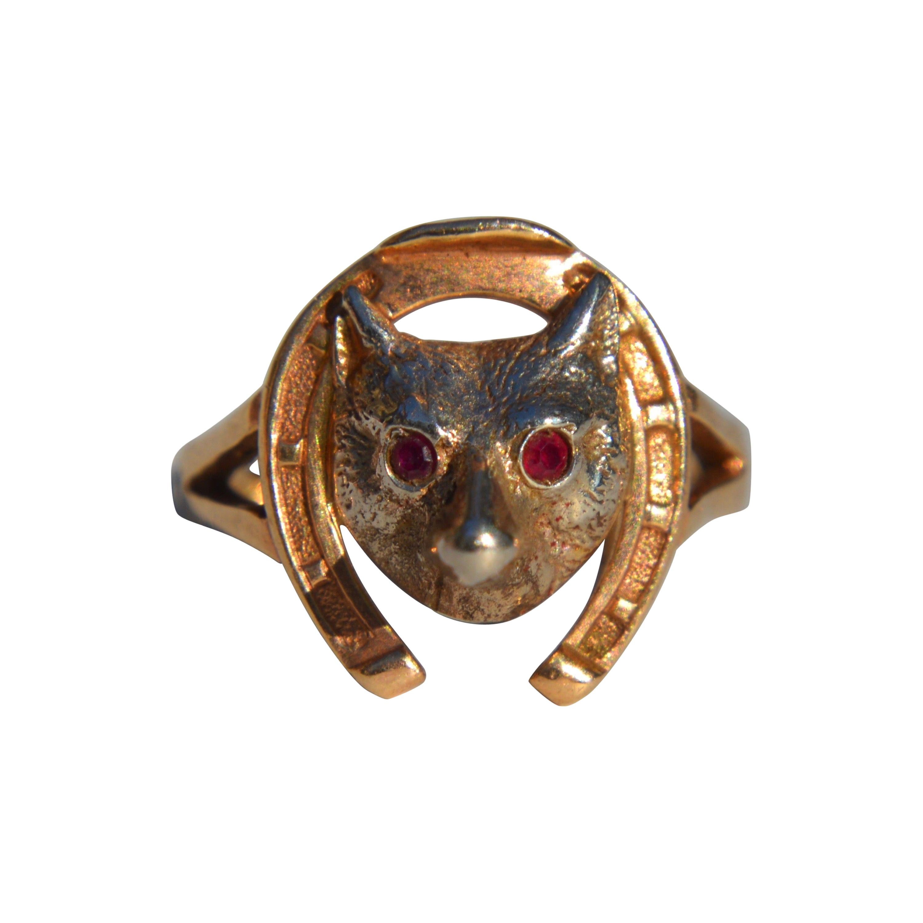 Vintage 1940s 14 Karat Gold Ruby Fox Horseshoe Ring For Sale