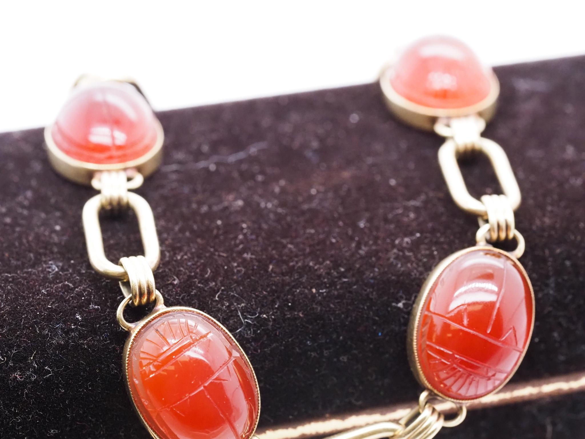 Vintage 1940s 14K Yellow Gold Carnelian Scarab Link Bracelet For Sale 6
