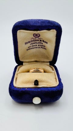 Anello per bambini in oro giallo 14 carati vintage degli anni '40 con scatola originale viola