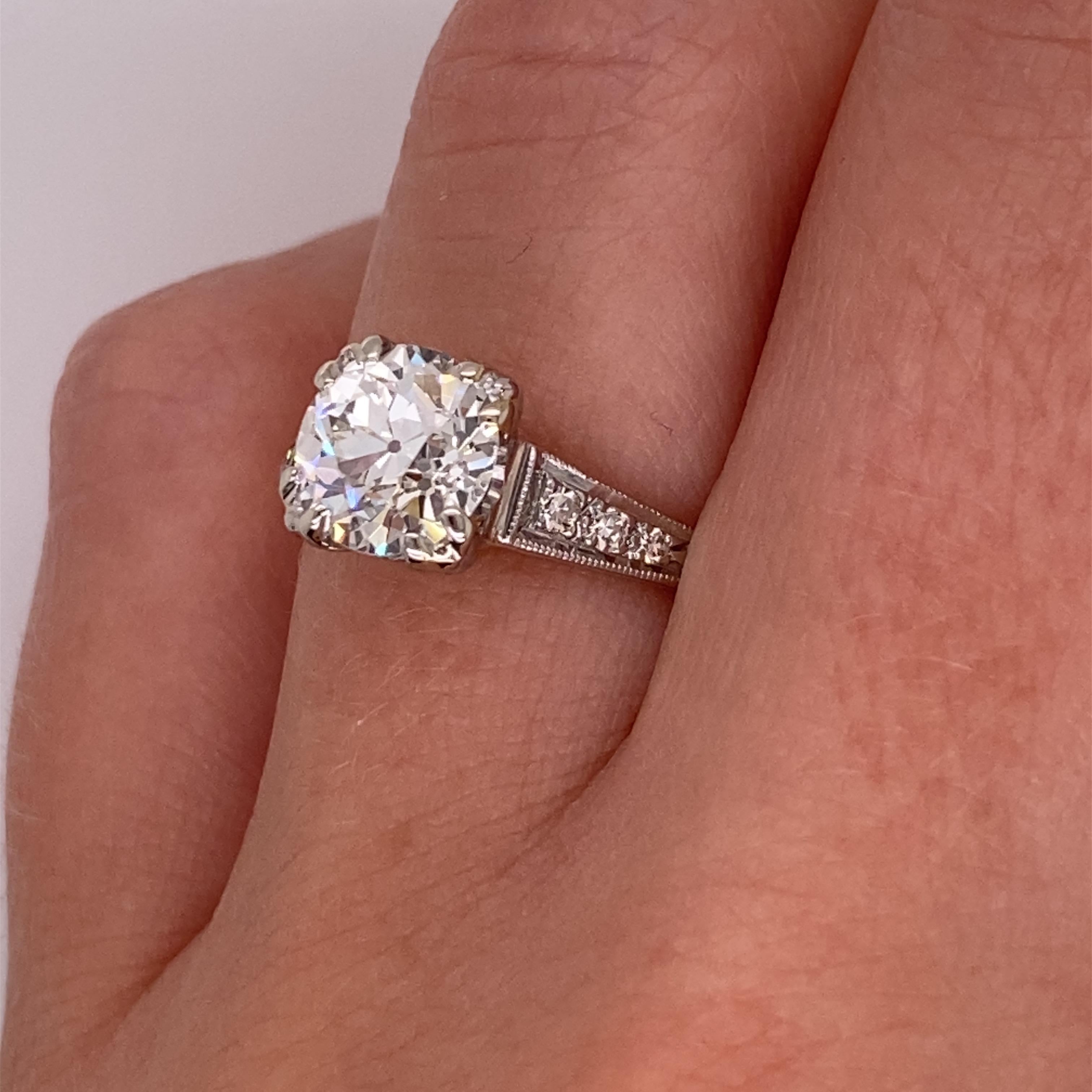 1940s 14 Karat Yellow Gold and Platinum 1.56 Carat European Cut Diamond Ring For Sale 3