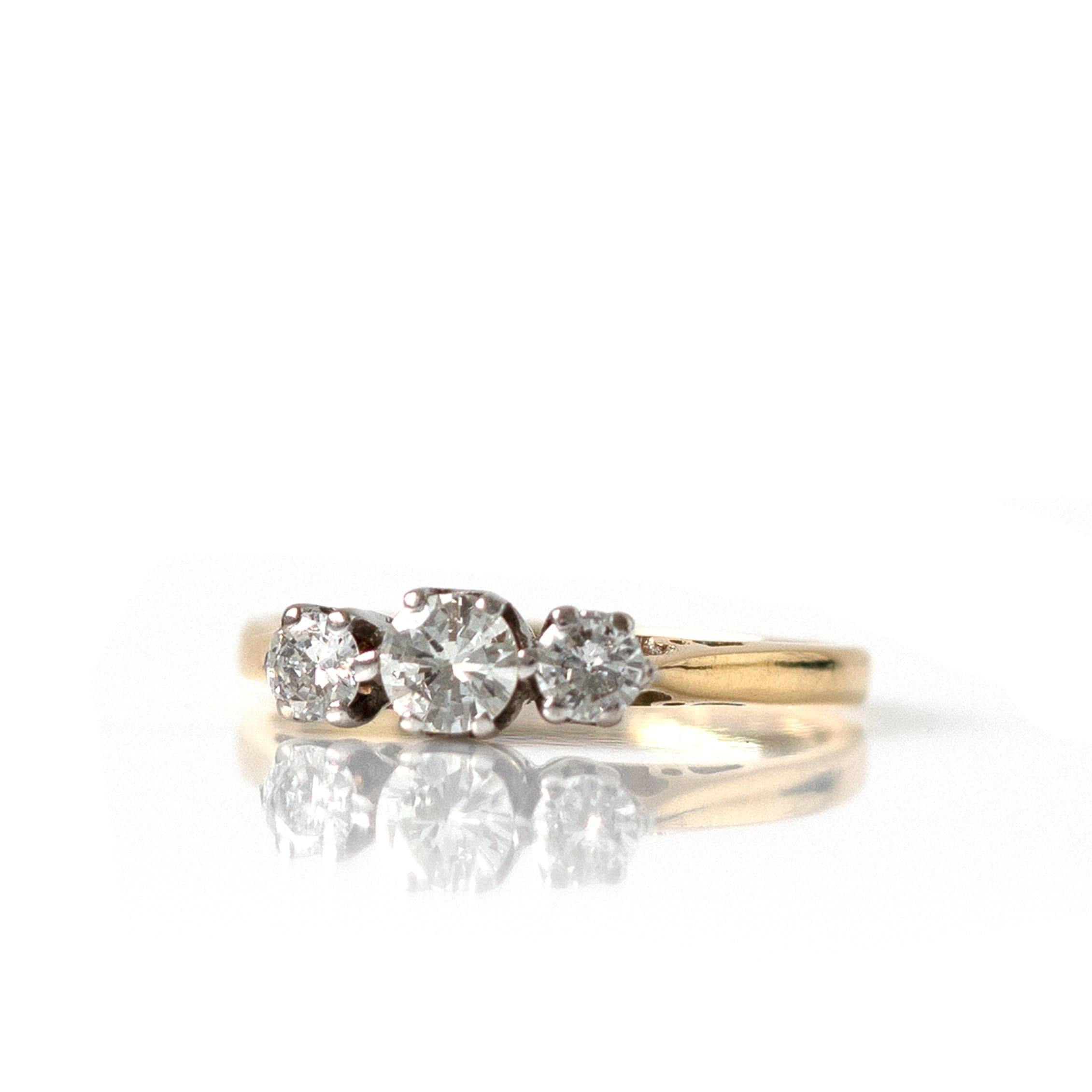 Vintage 1940s 18ct Gold 0.42ct Diamant Ring im Zustand „Hervorragend“ im Angebot in London, GB