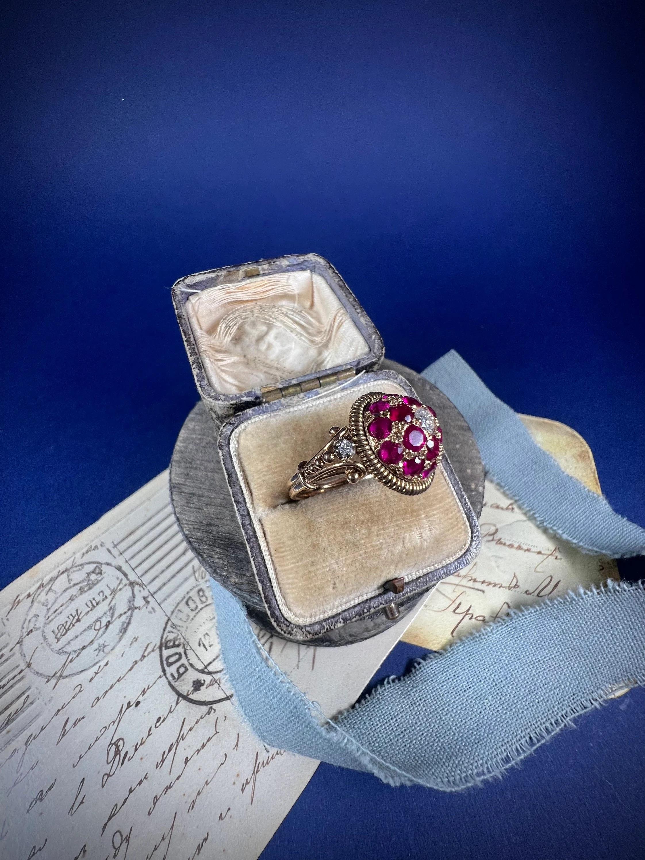 Women's or Men's Vintage 1940’s 18ct Gold Ruby & Diamond Bombe Ring For Sale