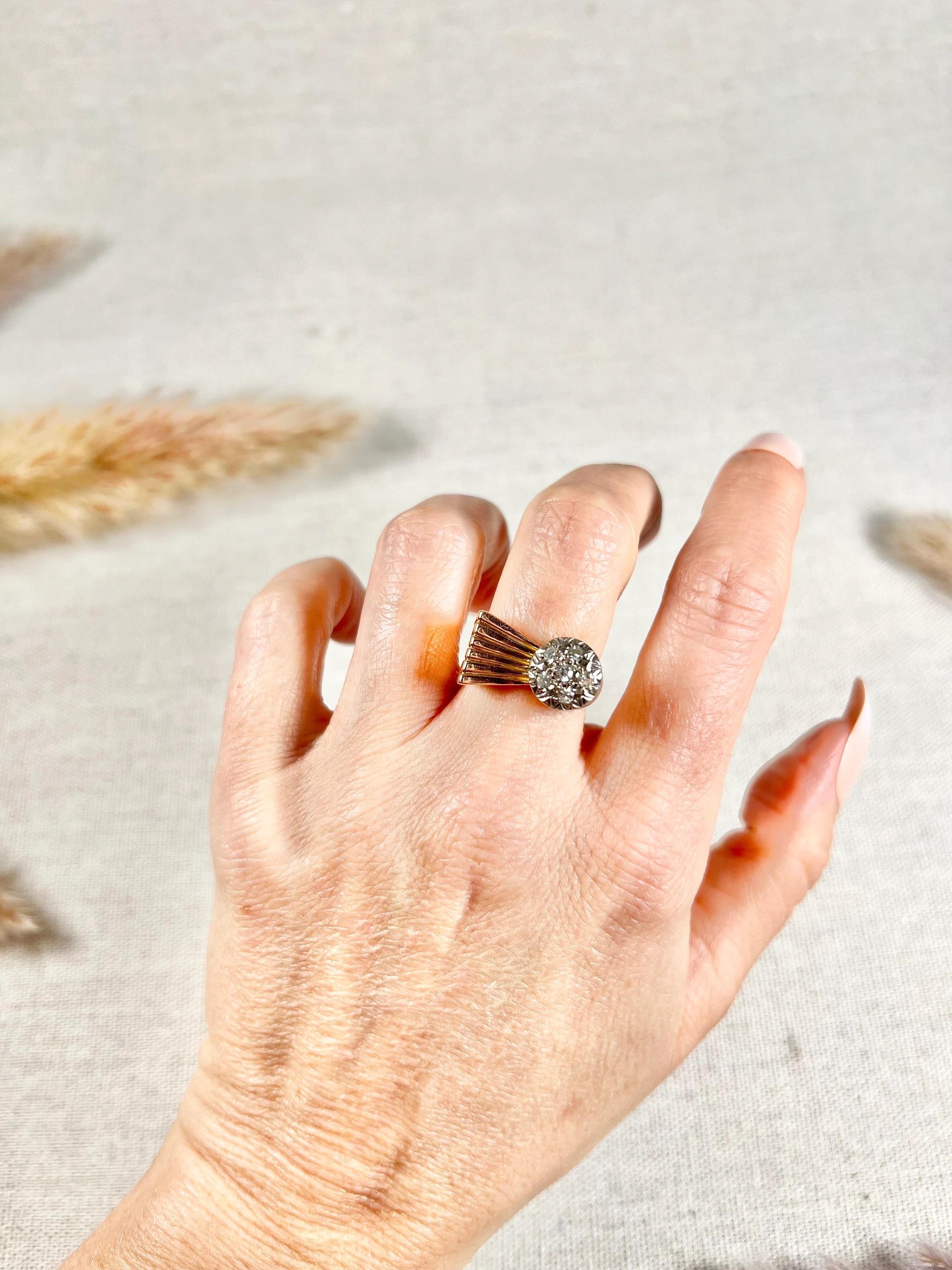 Vintage 1940s, 18ct Rose Gold Stamped, Diamond Bombe & Fan Cocktail Ring For Sale 5