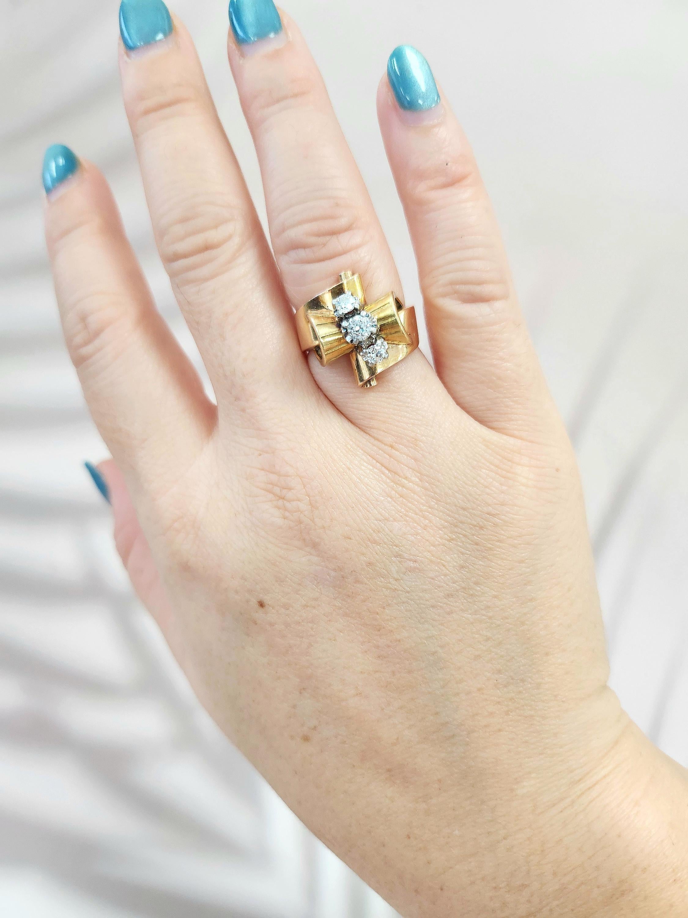 Vintage 1940s 18K Rose Gold Cocktail Ring mit Old European Cut Diamanten (Retro) im Angebot