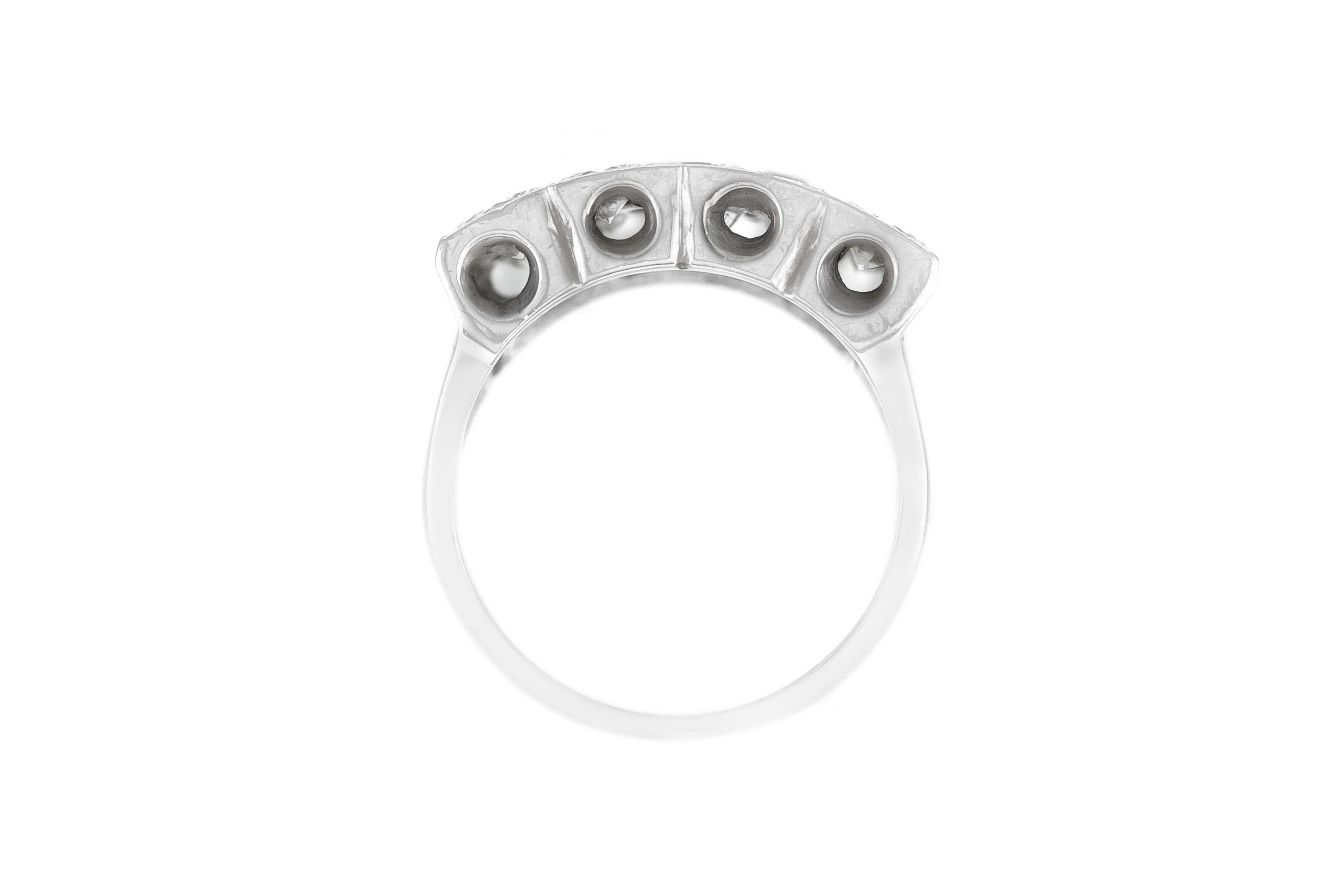 Taglio antico europeo Anello con diamante da 2,50 carati Vintage By 1940 in vendita