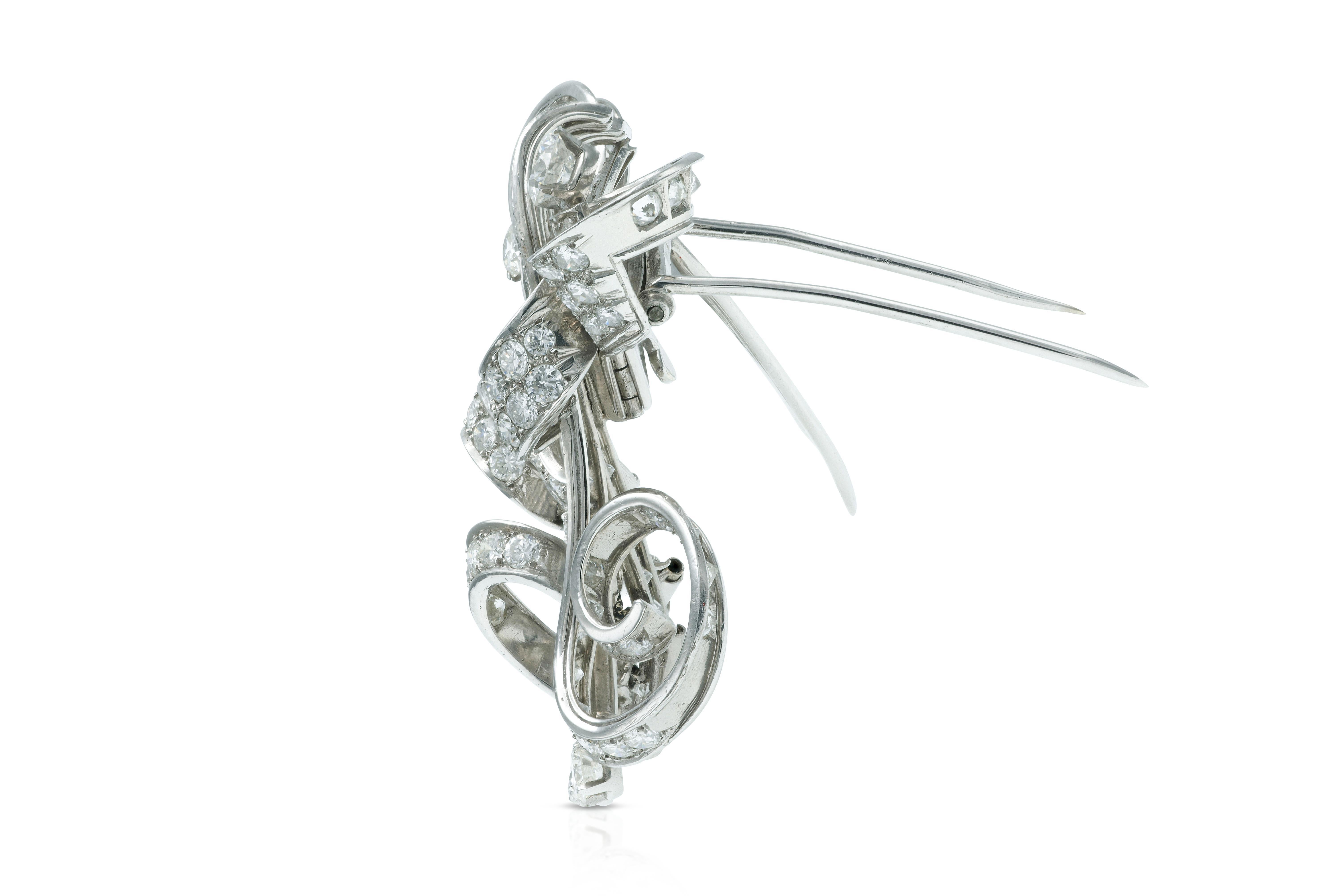 Mixed Cut Vintage 1940s 25.00 Carat Diamond Double Clip Brooch For Sale
