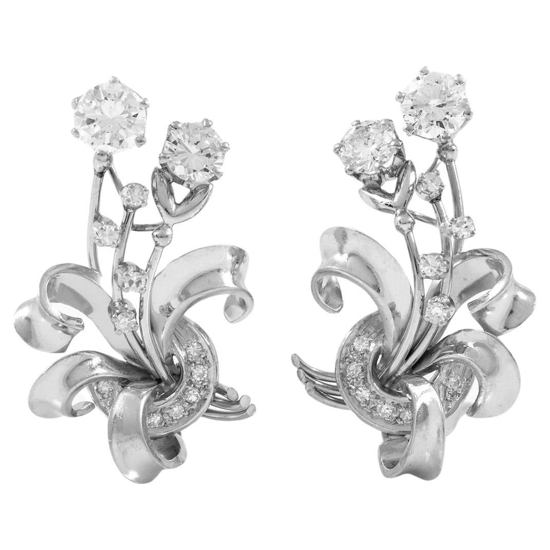 Boucles d'oreilles vintage 1940s 3.80 Carat Diamond Floral Climber