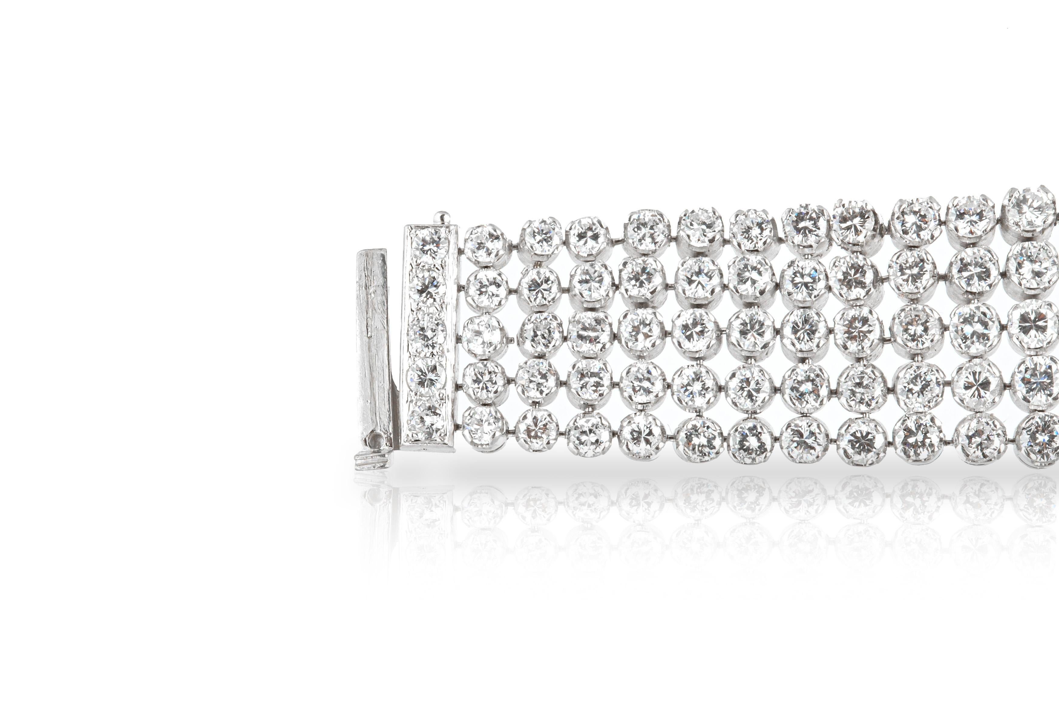 Pulsera vintage de diamantes de 40,00 quilates de los años 40 en Bueno estado para la venta en New York, NY