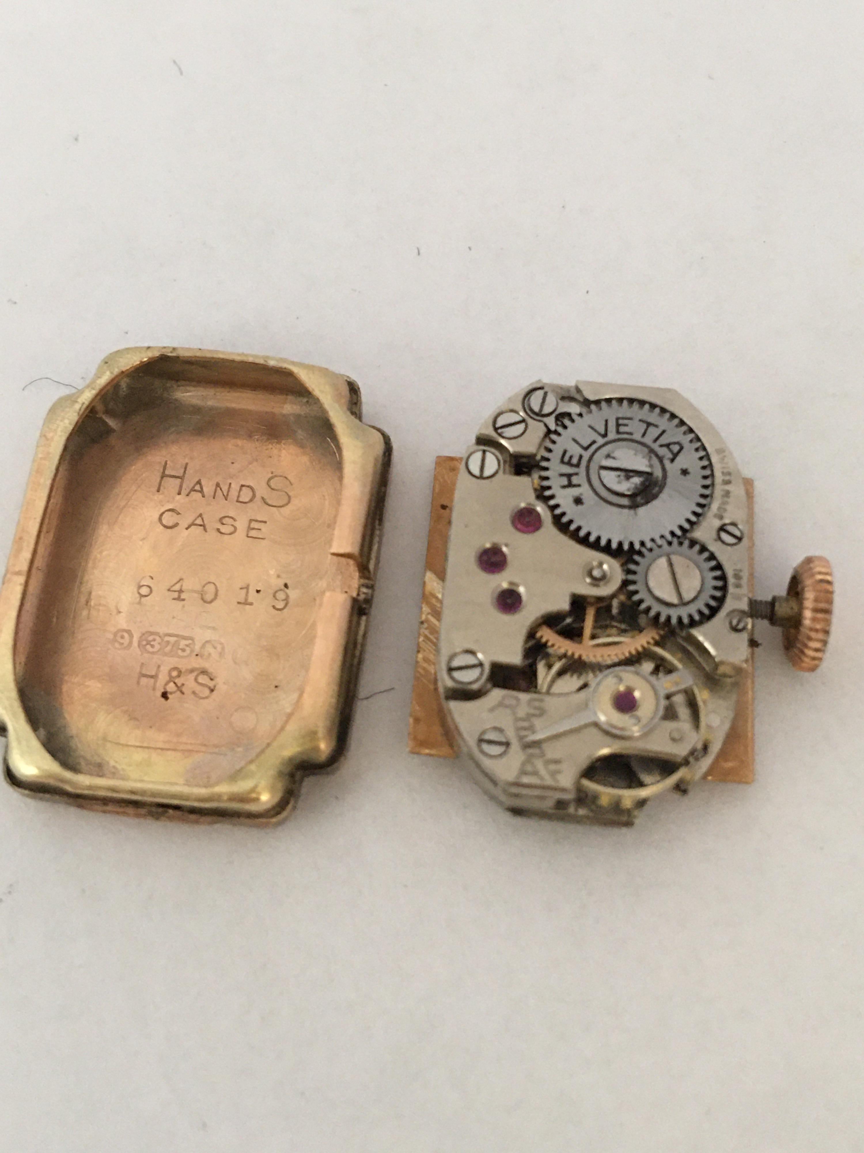 Vintage 1940s 9 Karat Gold Helvetia Square Ladies Mechanical Watch For Sale 1