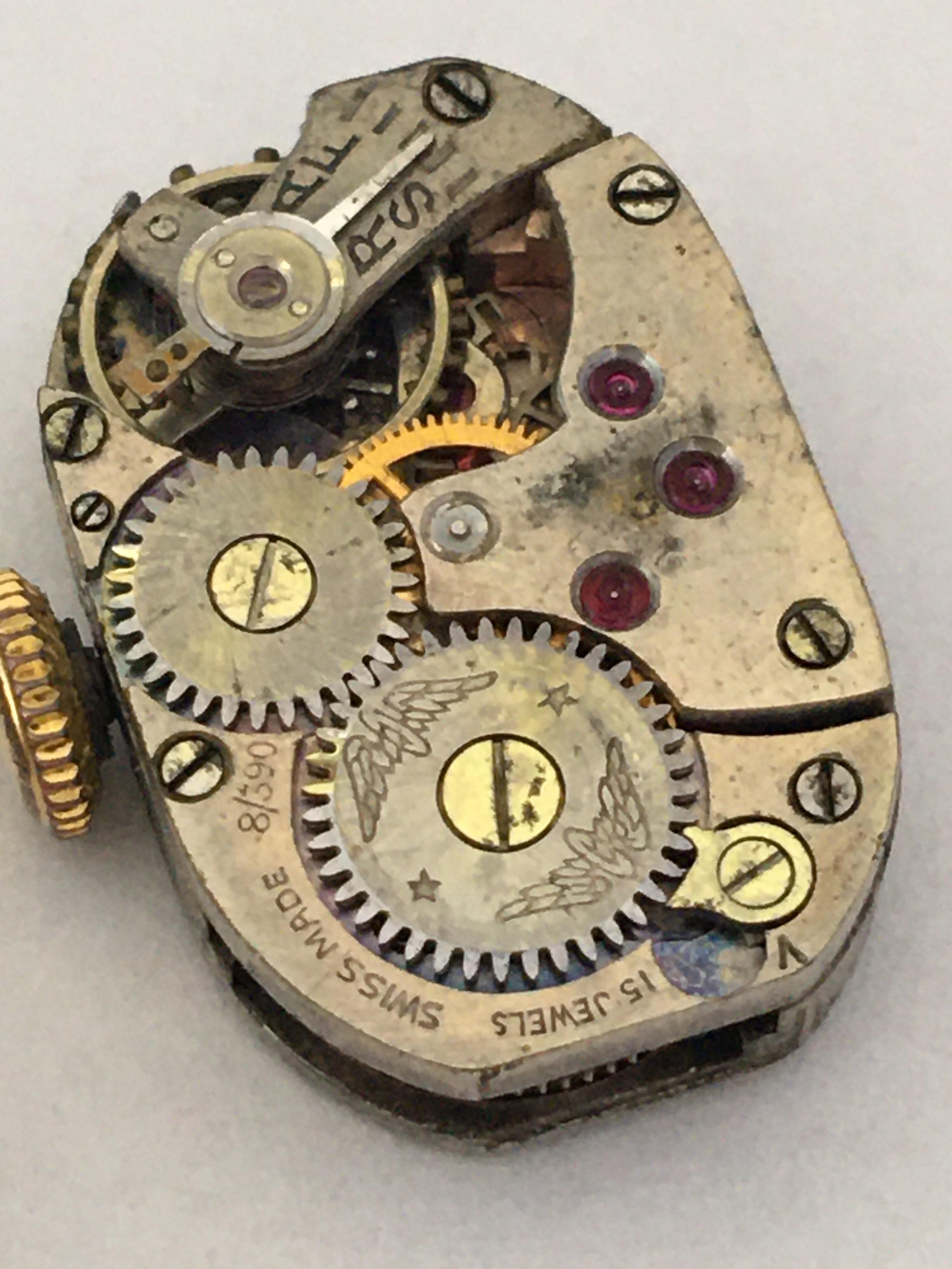 Vintage 1940s 9 Karat Gold Ladies “Hendersons” Swiss Mechanical Watch For Sale 4