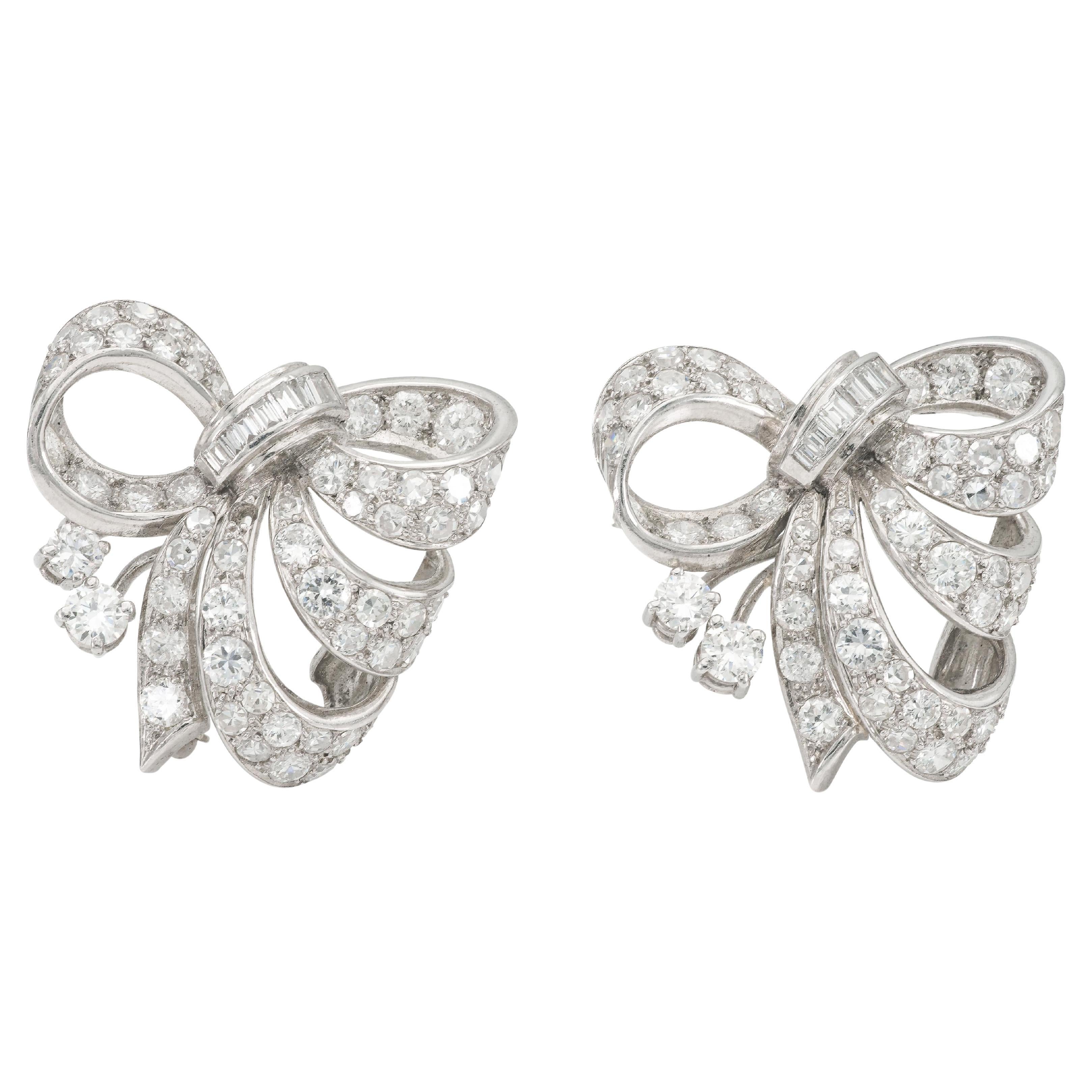 Vintage 1940s 9.00 Carat Diamond Bow Double Clips