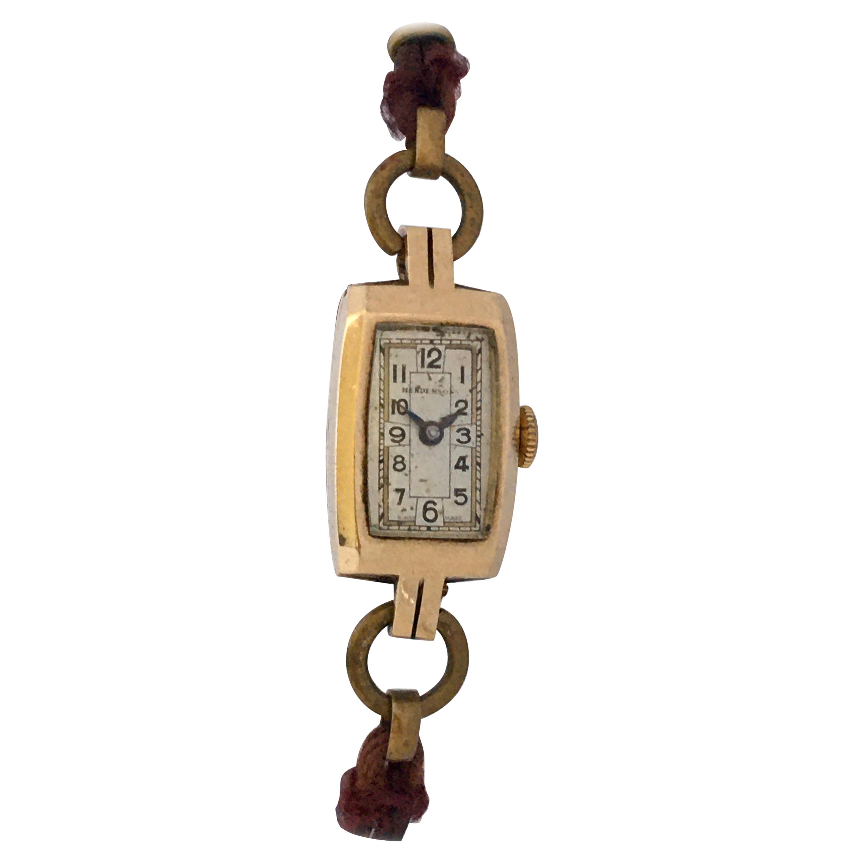 Vintage 1940s 9 Karat Gold Ladies “Hendersons” Swiss Mechanical Watch