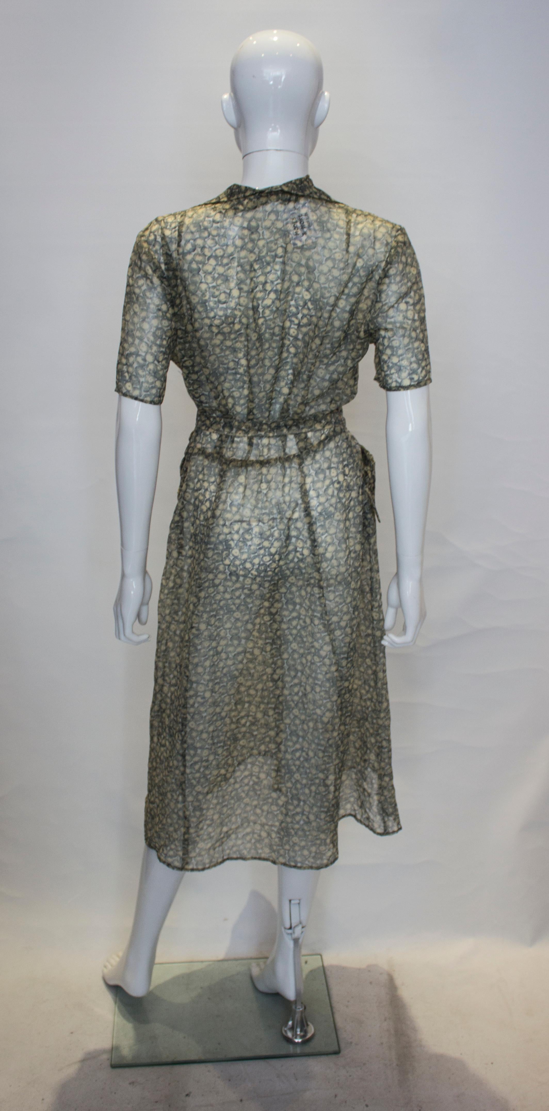 Gray Vintage 1940s Apple Print Dress For Sale