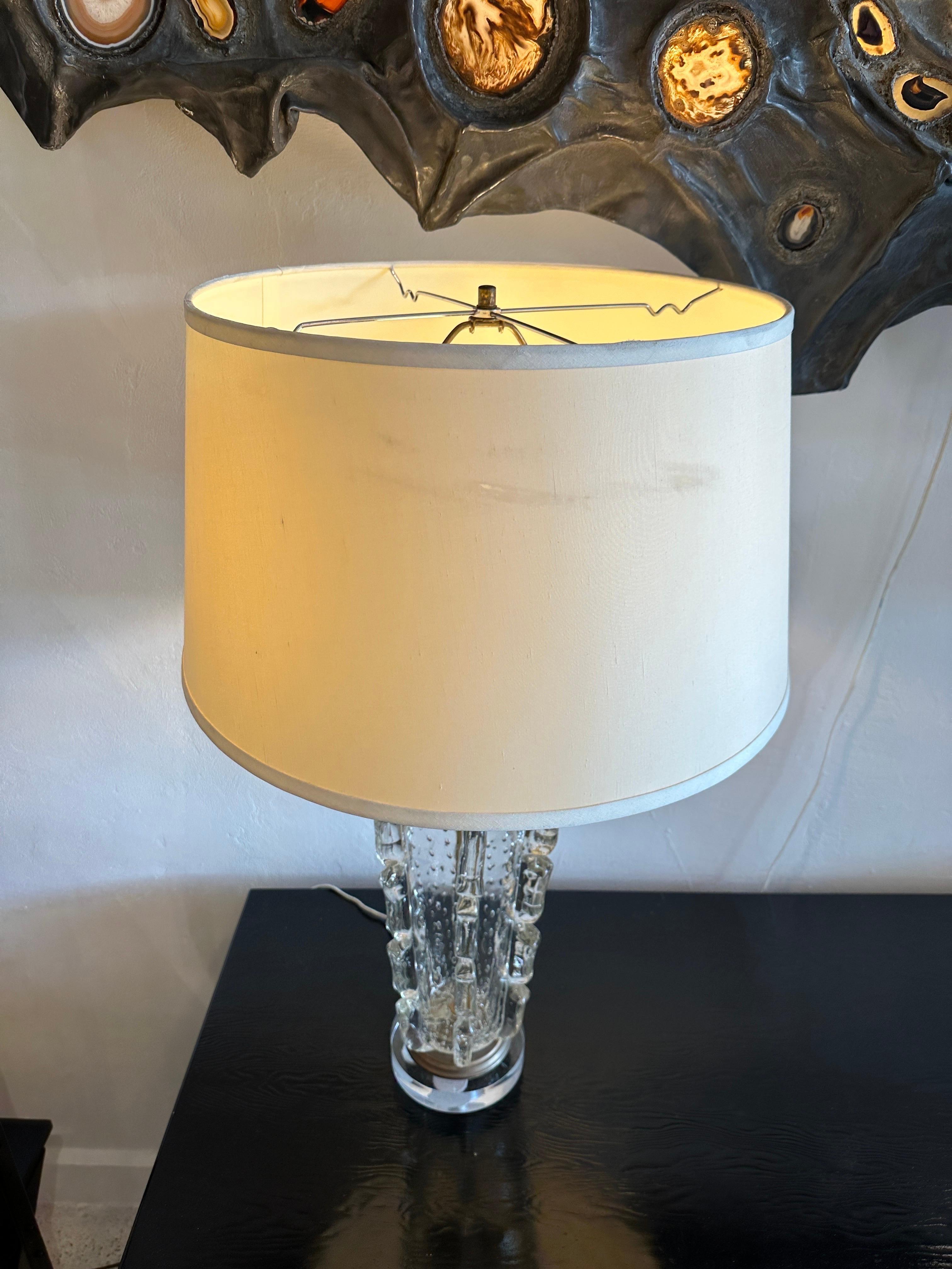 Lampe de bureau Barovier des années 1940 en verre de Murano bullé en vente 3