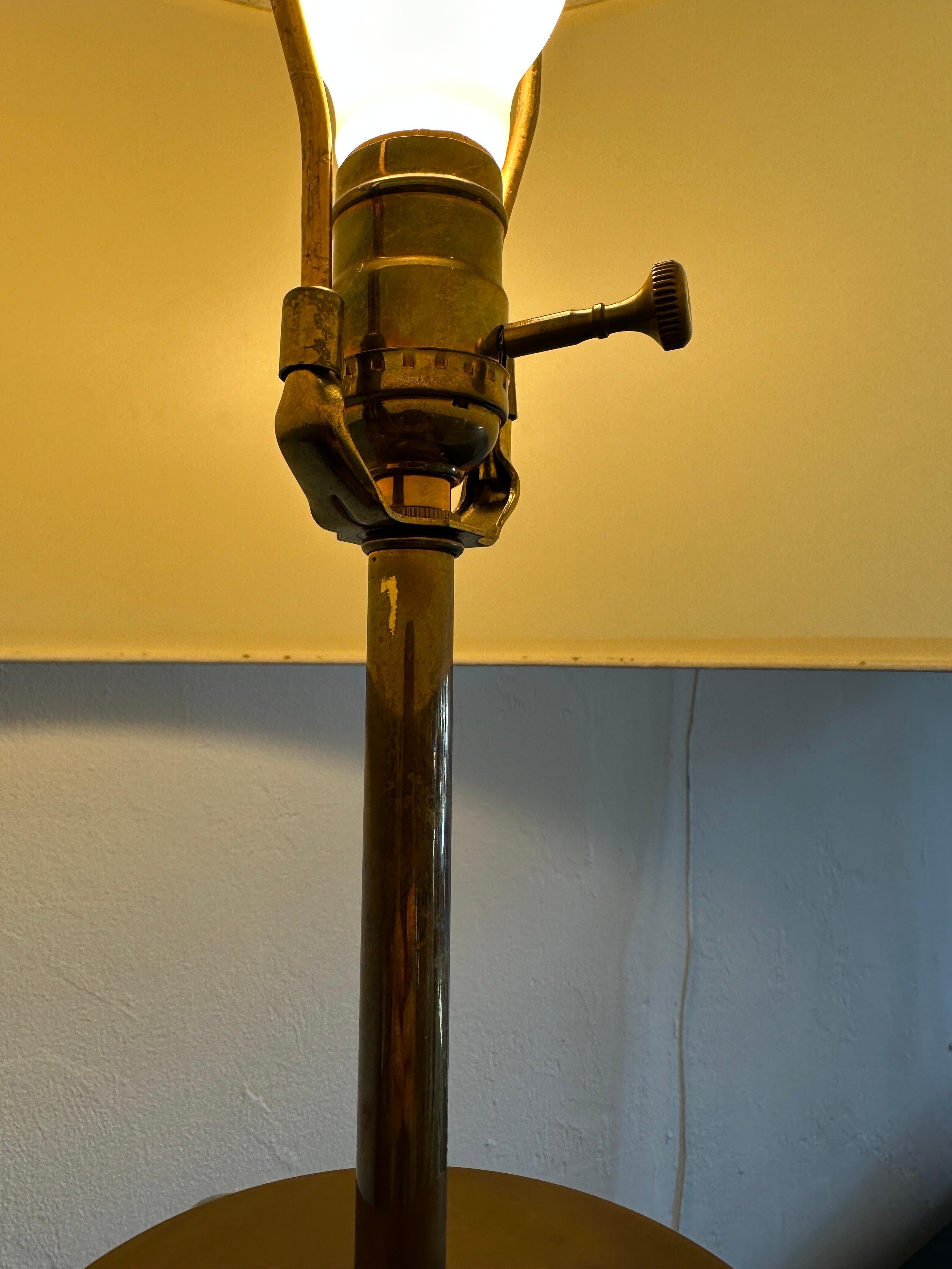 Lampe de bureau Barovier des années 1940 en verre de Murano bullé en vente 4