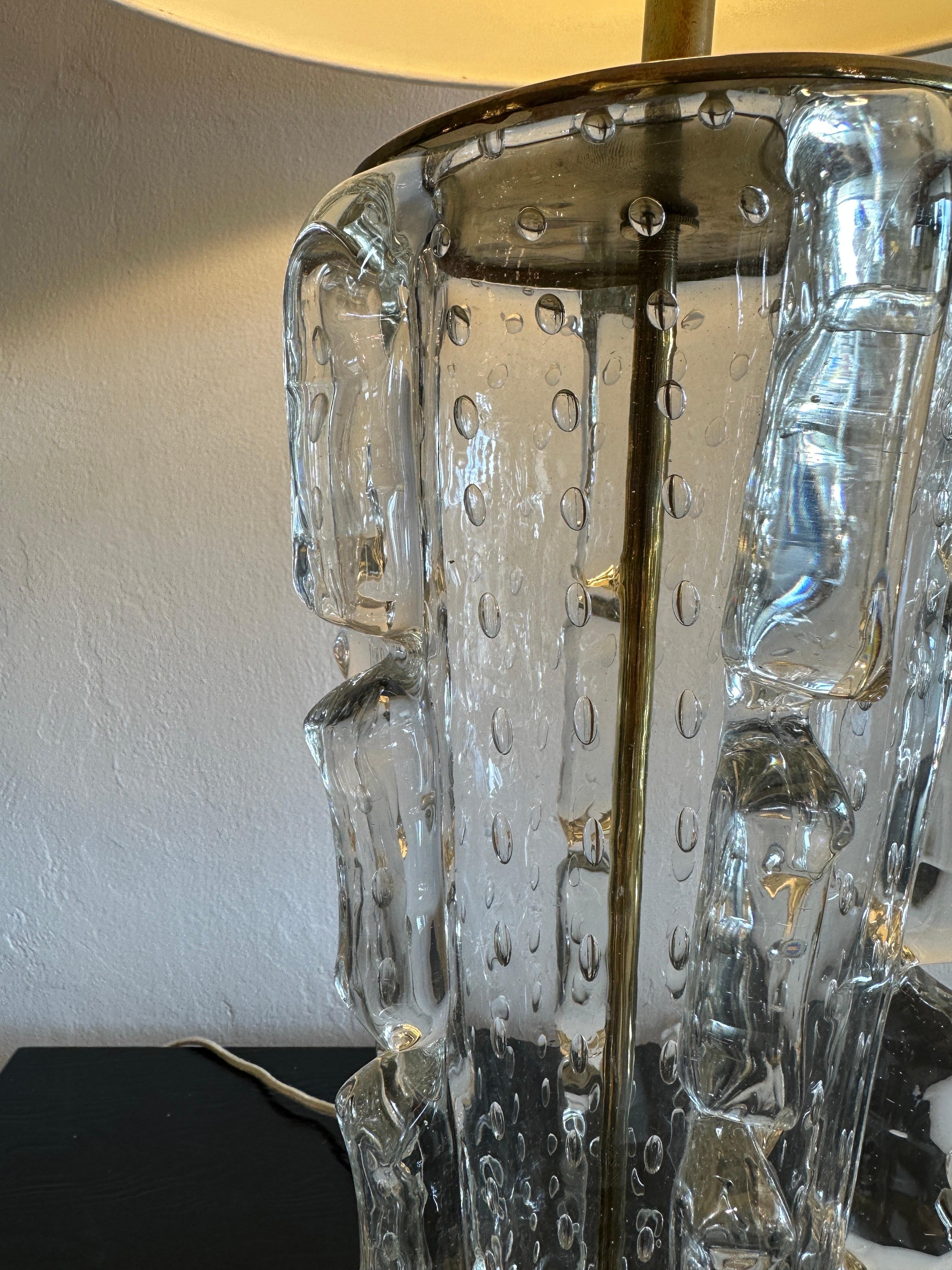 italien Lampe de bureau Barovier des années 1940 en verre de Murano bullé en vente