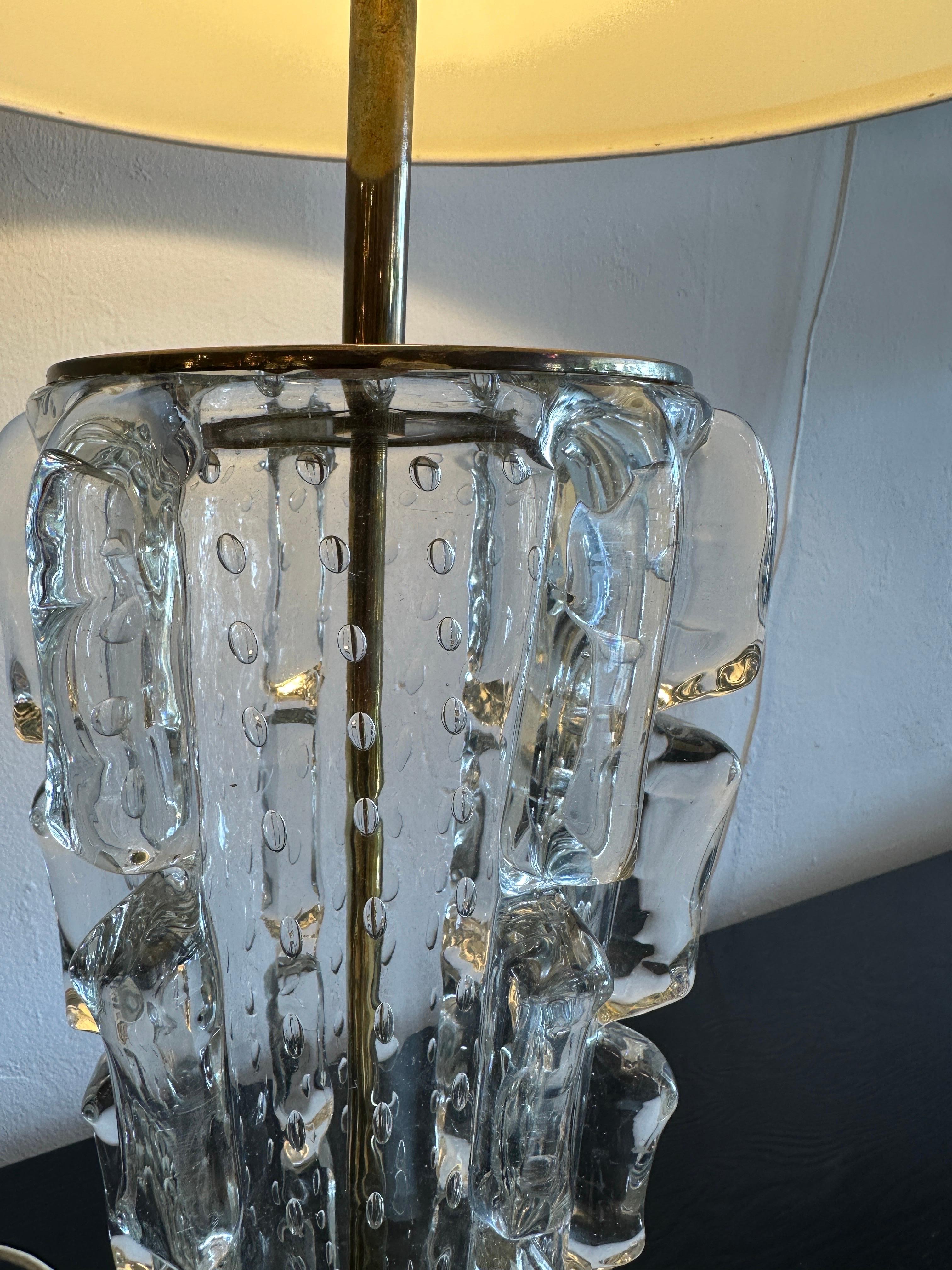 Lampe de bureau Barovier des années 1940 en verre de Murano bullé en vente 1