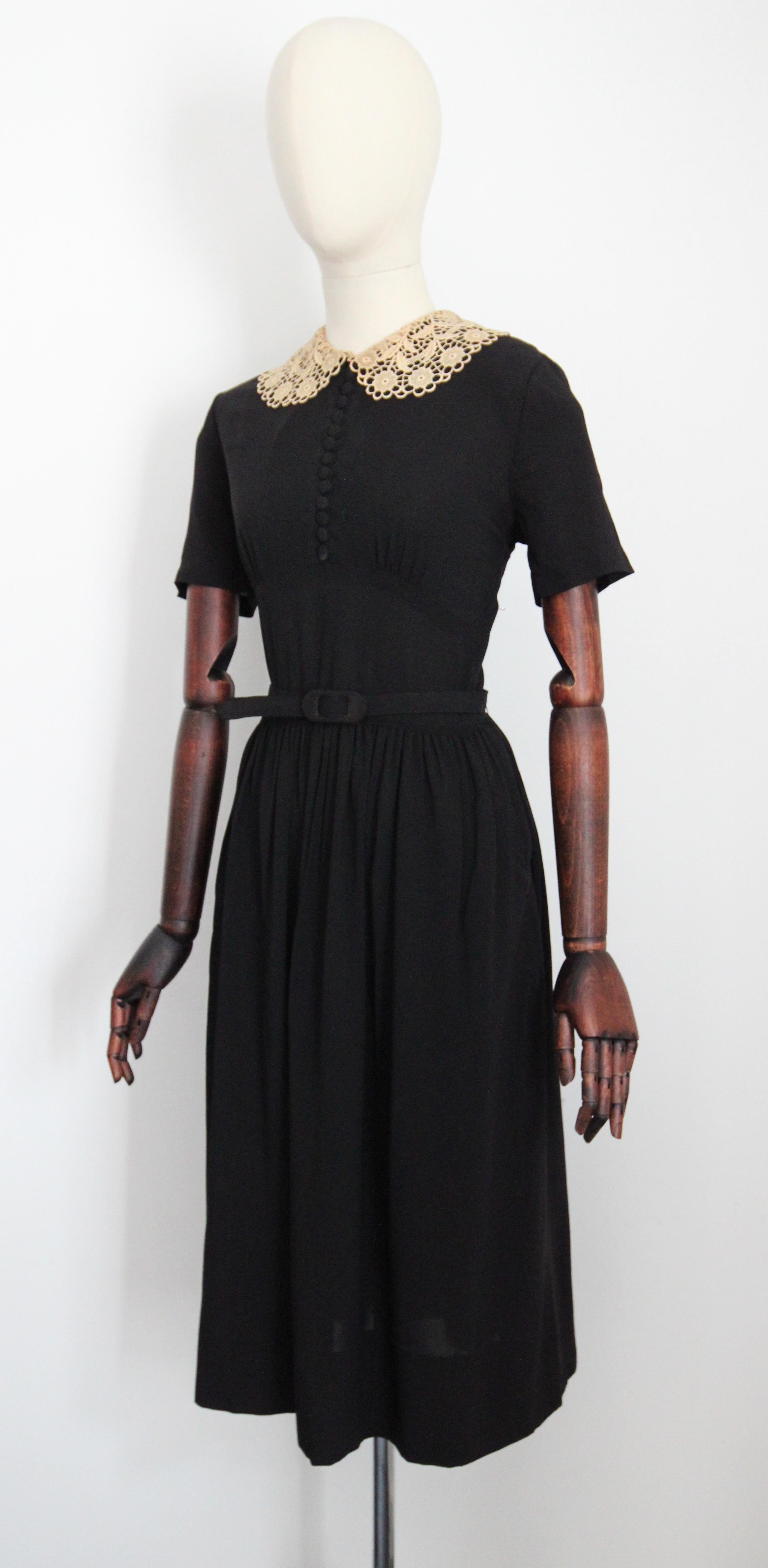 Vintage 1940's Black Silk Cream Collar Dress Button down Lace collar UK 8 US 4 For Sale 1