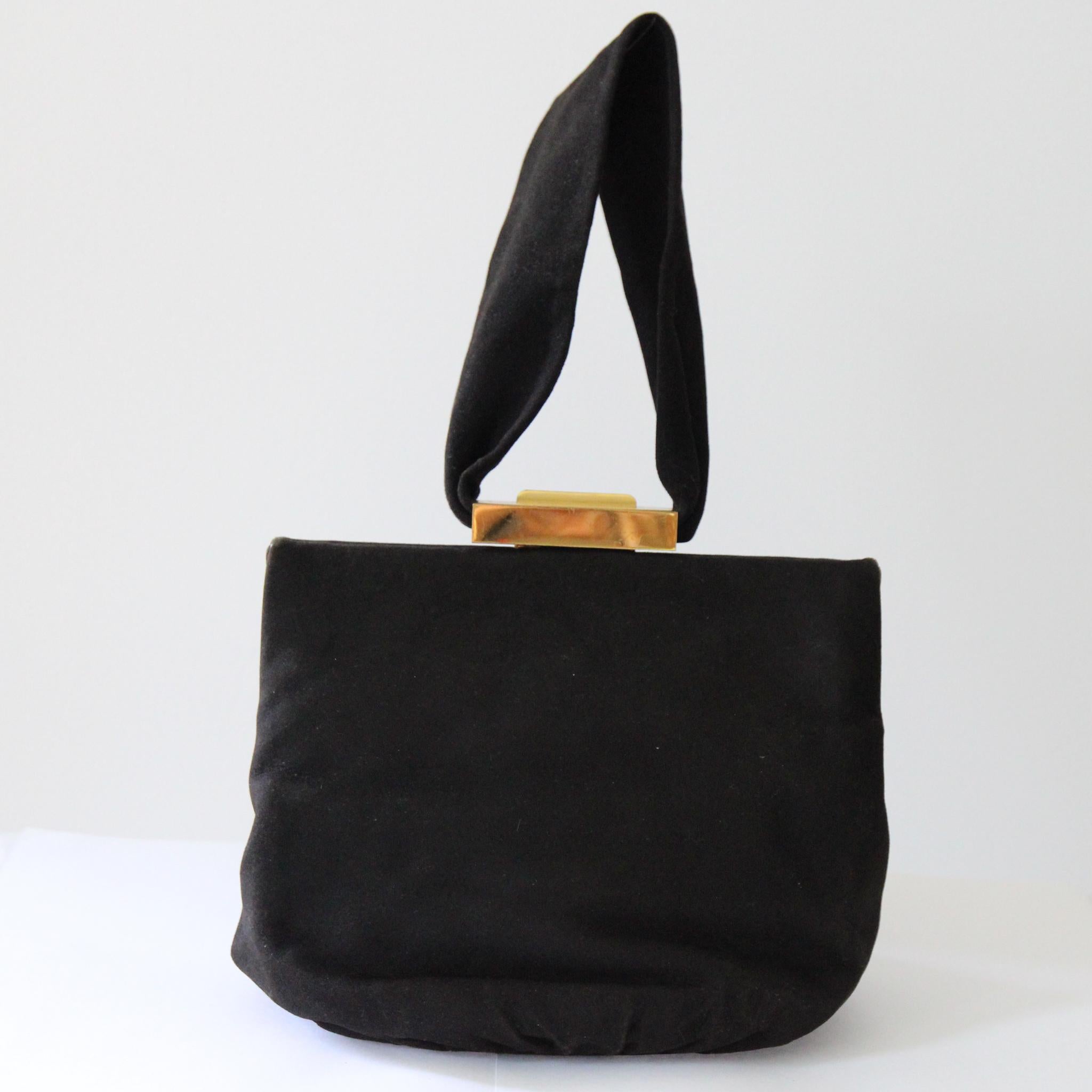 Vintage 1940's black suede wristlet purse original 1940s black suede handbag For Sale 1