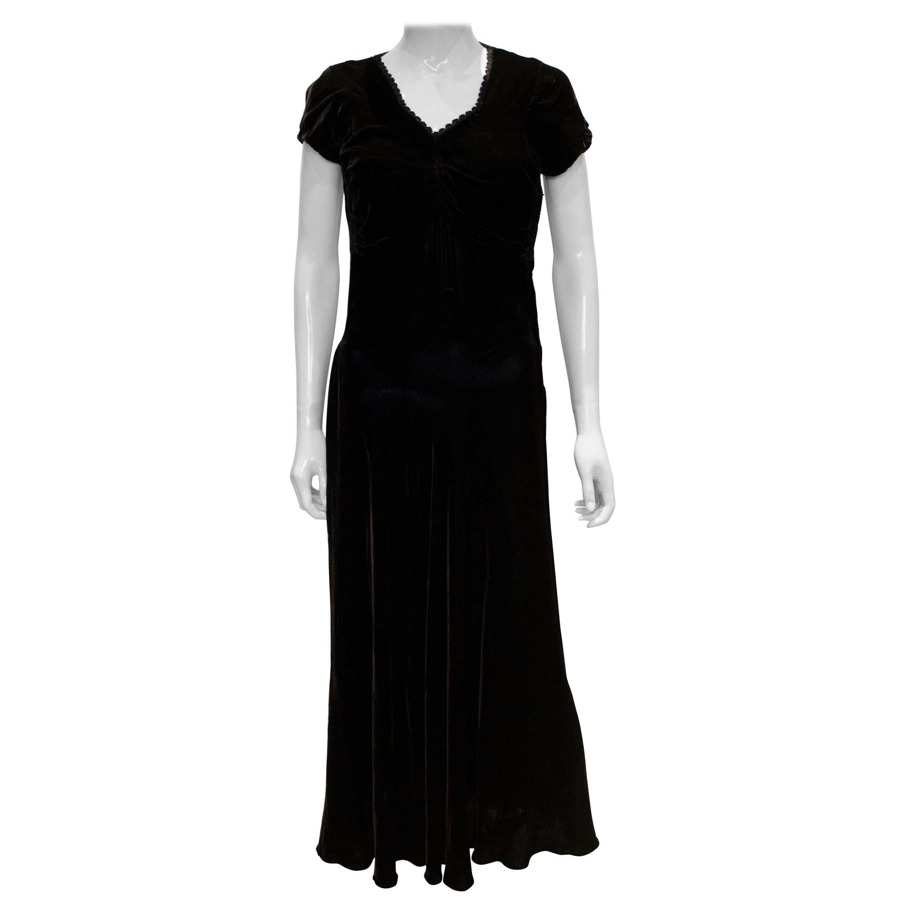 Vintage 1940s Black Velvet Dress For Sale