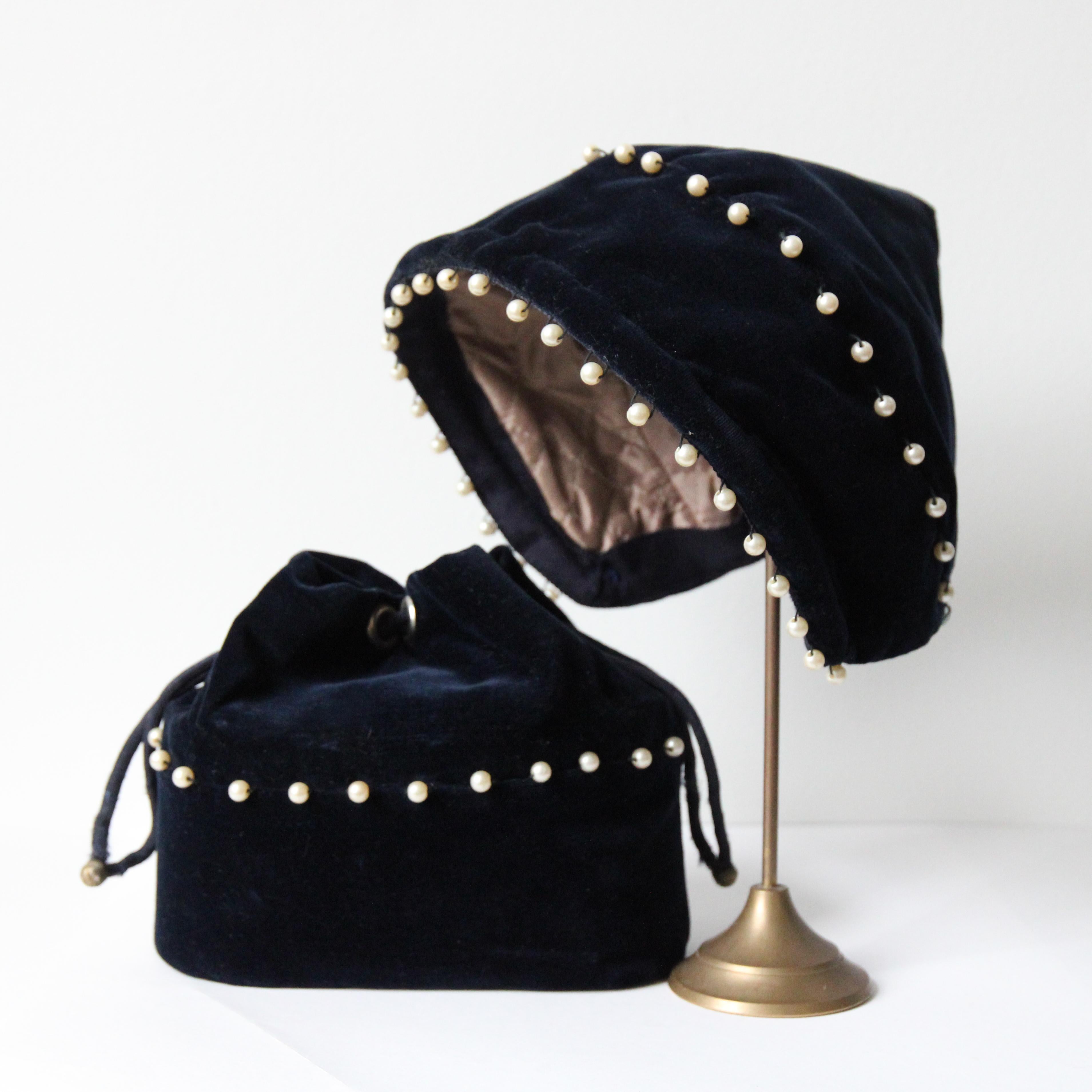 Vintage 1940's blue velvet and pearl pixie hat and matching bag set 1940s hat For Sale 2
