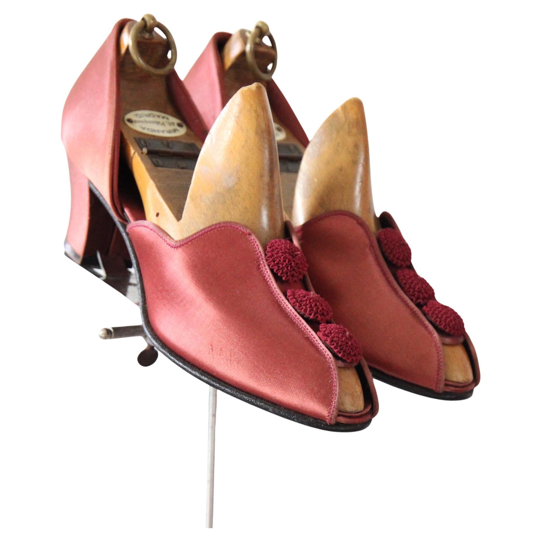 Vintage 1940 Blush Satin Boudoir Slippers 1940 Daniel Greene Slippers US 6 UK 4