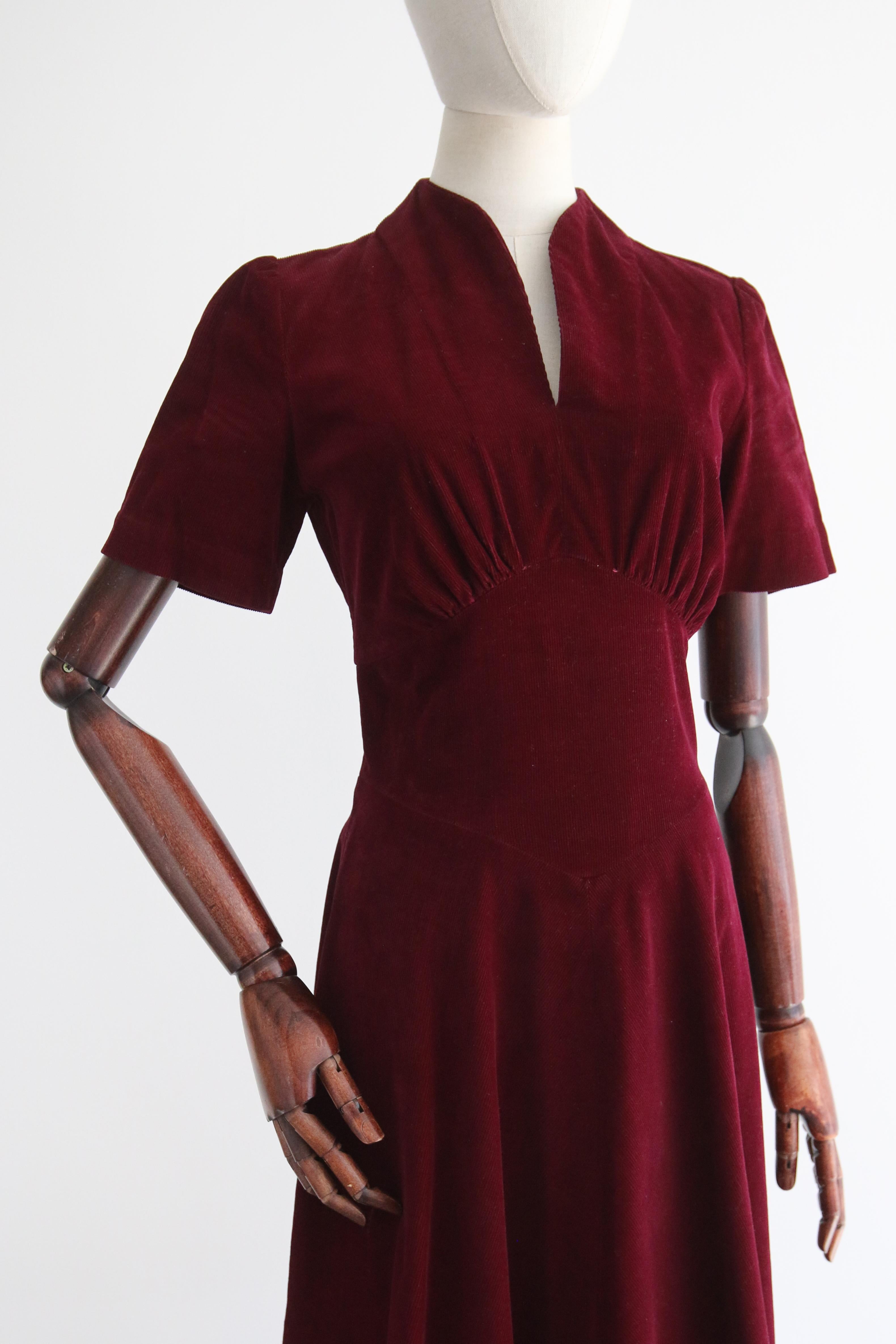 Women's Vintage 1940's Burgundy Corduroy Dress UK 8 US 4 For Sale