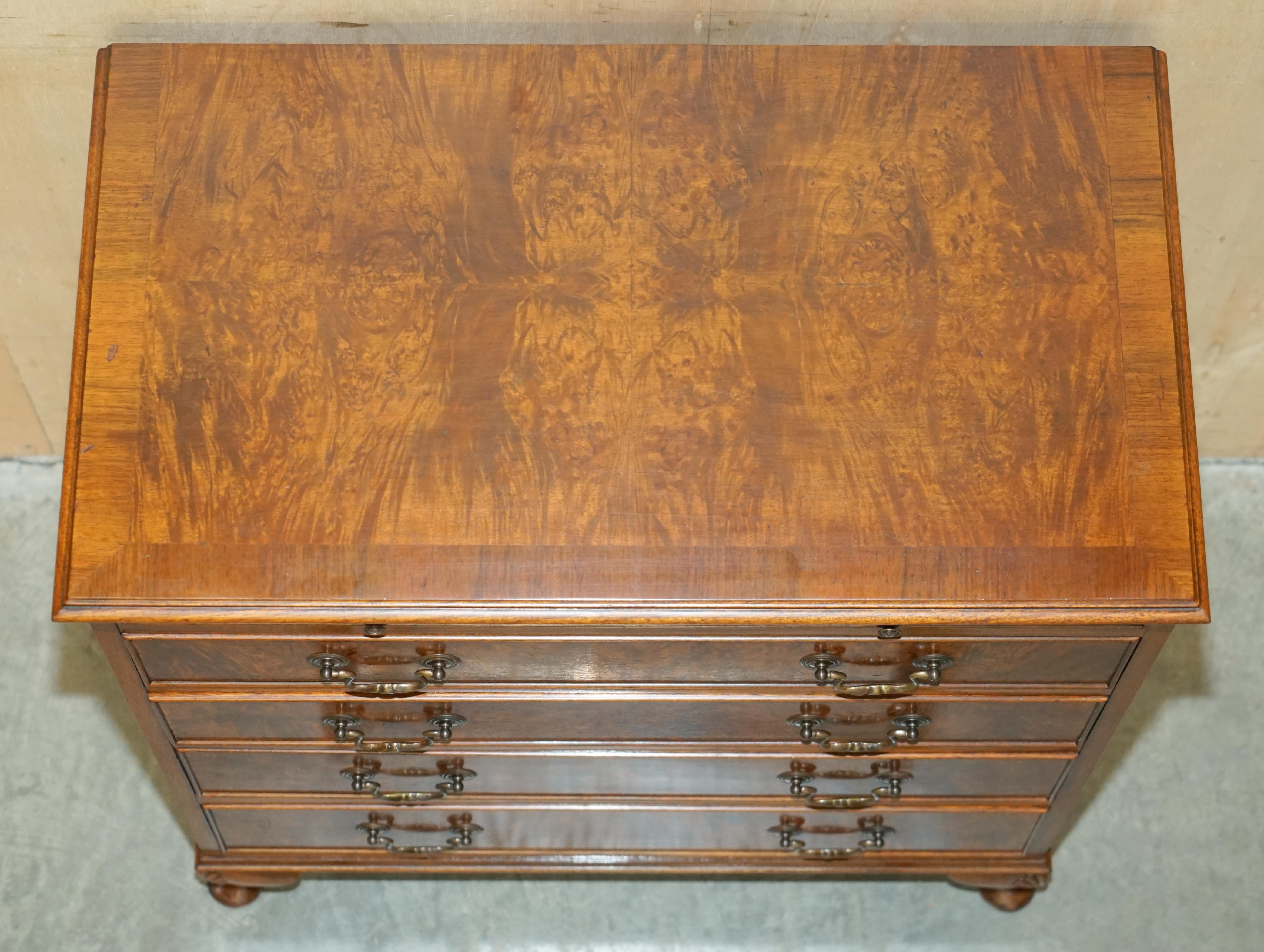 VINTAGE 1940's BURR WALNUT CHEST OF DRAWERS WITH BUTLERS SERVING TRAY TO THE TOP For Sale 2
