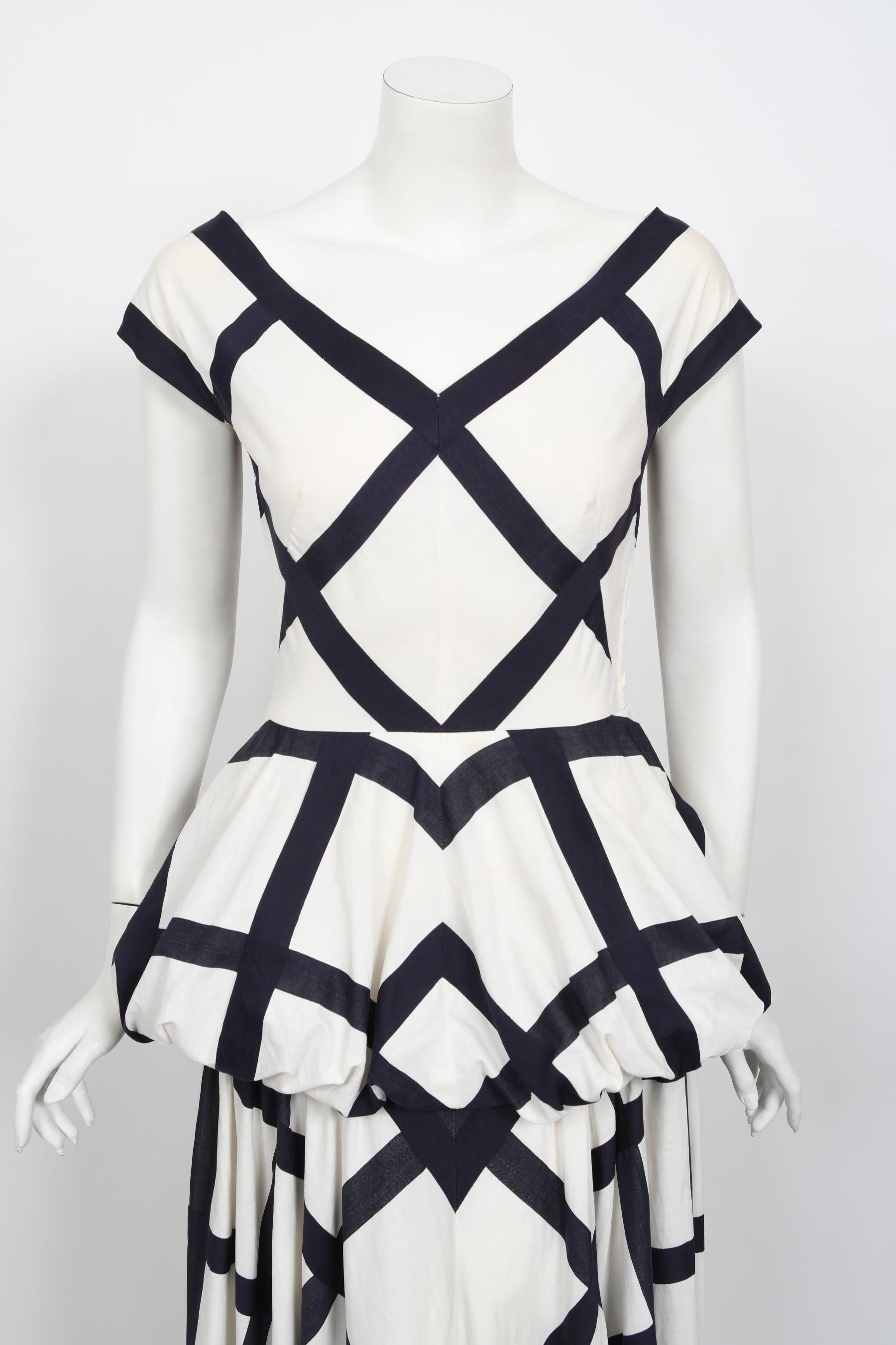 Vintage 1940's Ceil Chapman Windowpane Print Weiß Baumwolle Peplum Full-Skirt Kleid Damen im Angebot