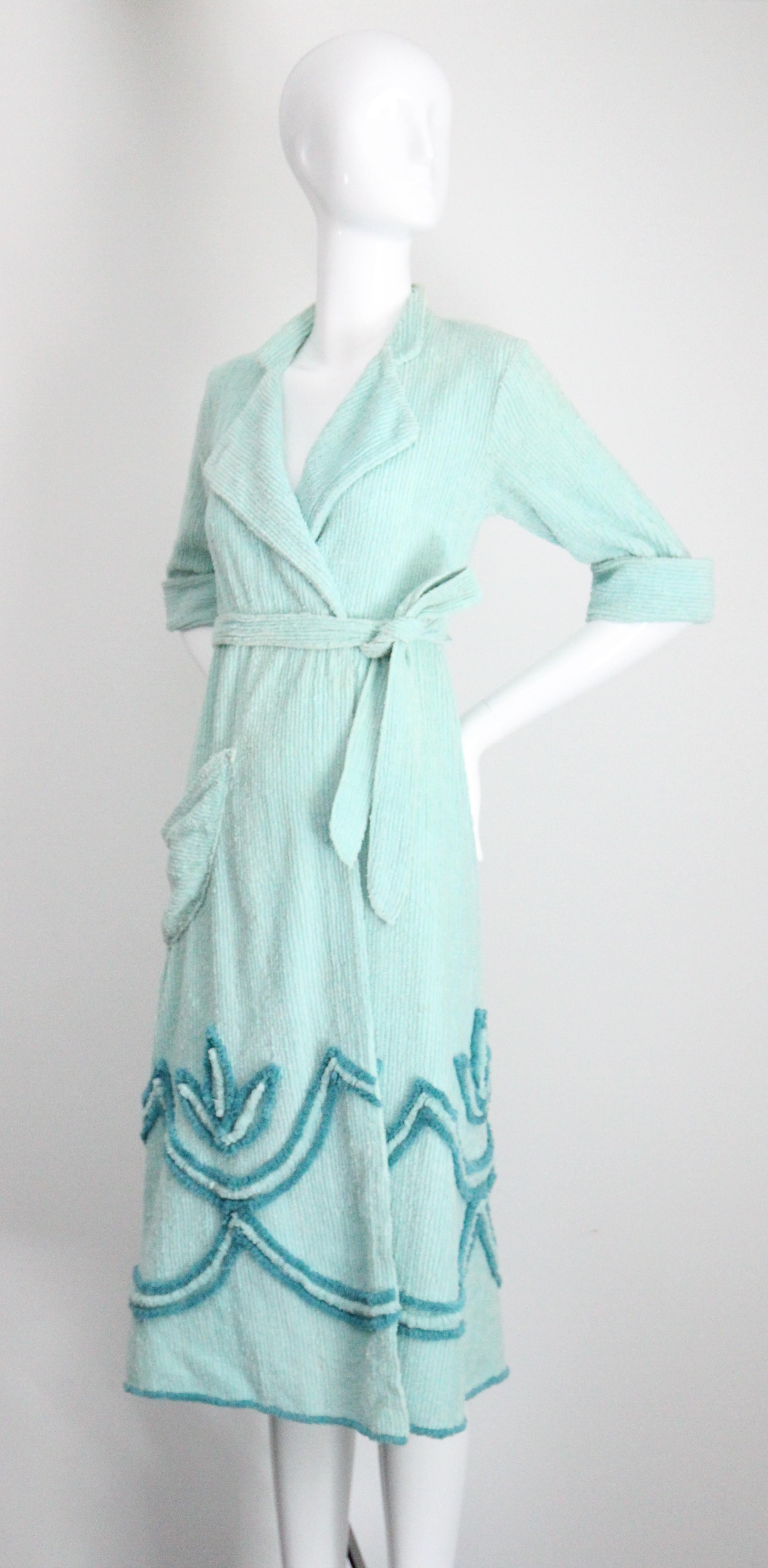 Vintage 1940's Chenille Dressing Gown 1940s Blue Chenille Rove UK 10 US 6 For Sale 1