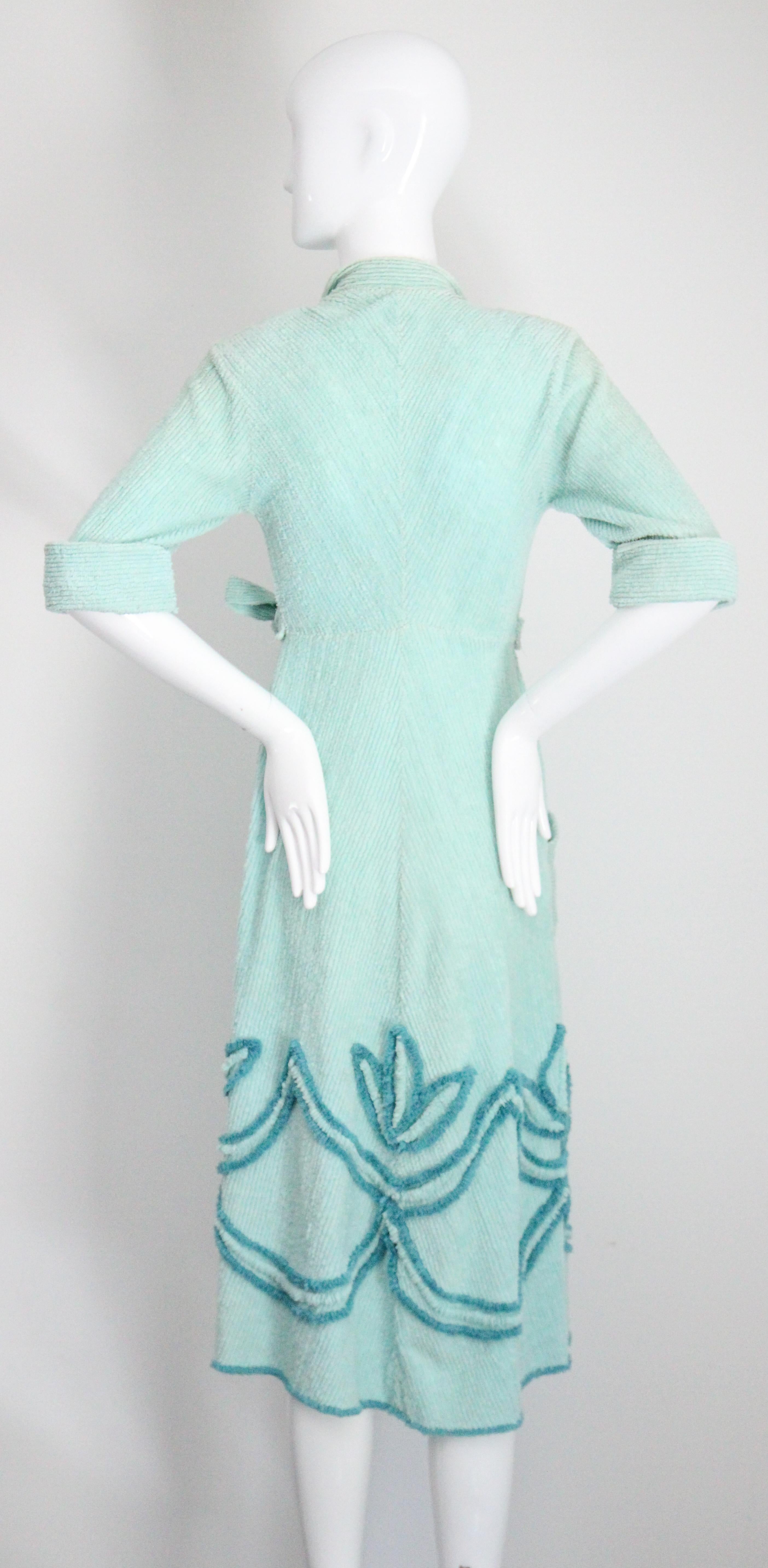 Vintage 1940's Chenille Dressing Gown 1940s Blue Chenille Rove UK 10 US 6 For Sale 3